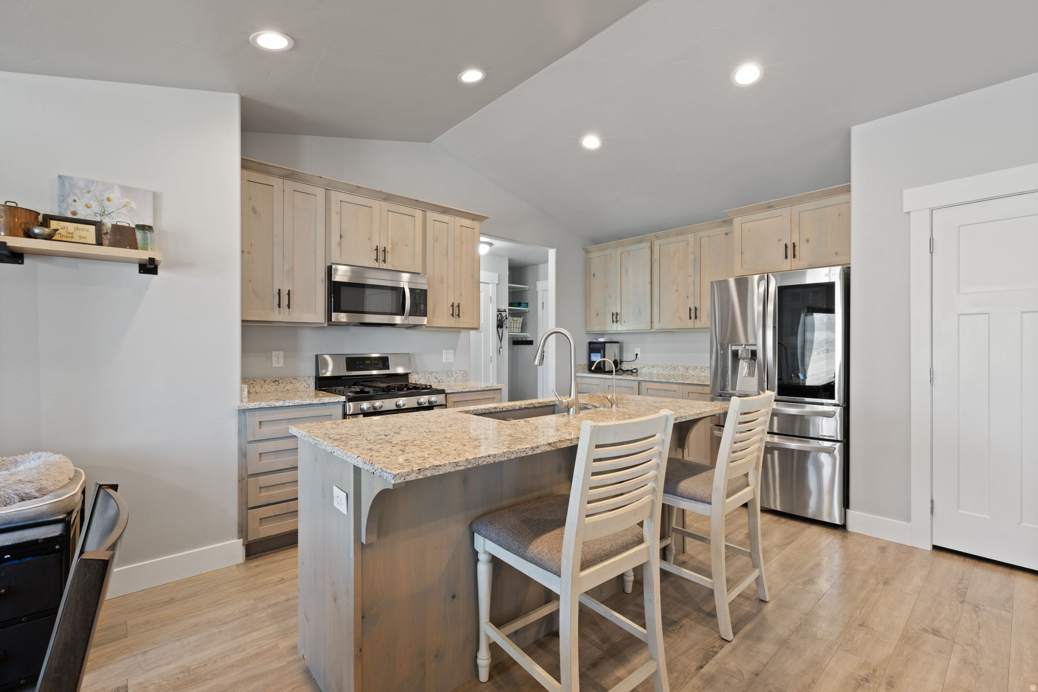 RIDGE - Residential