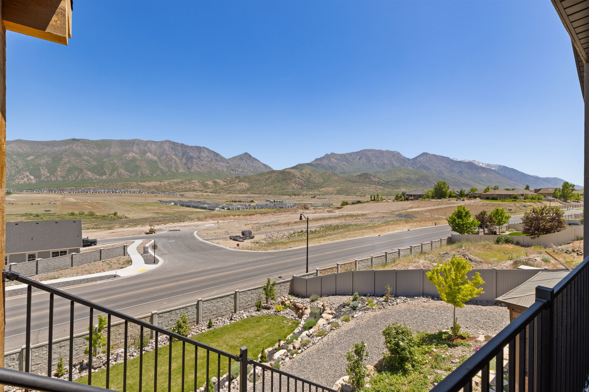 RIDGE - Residential
