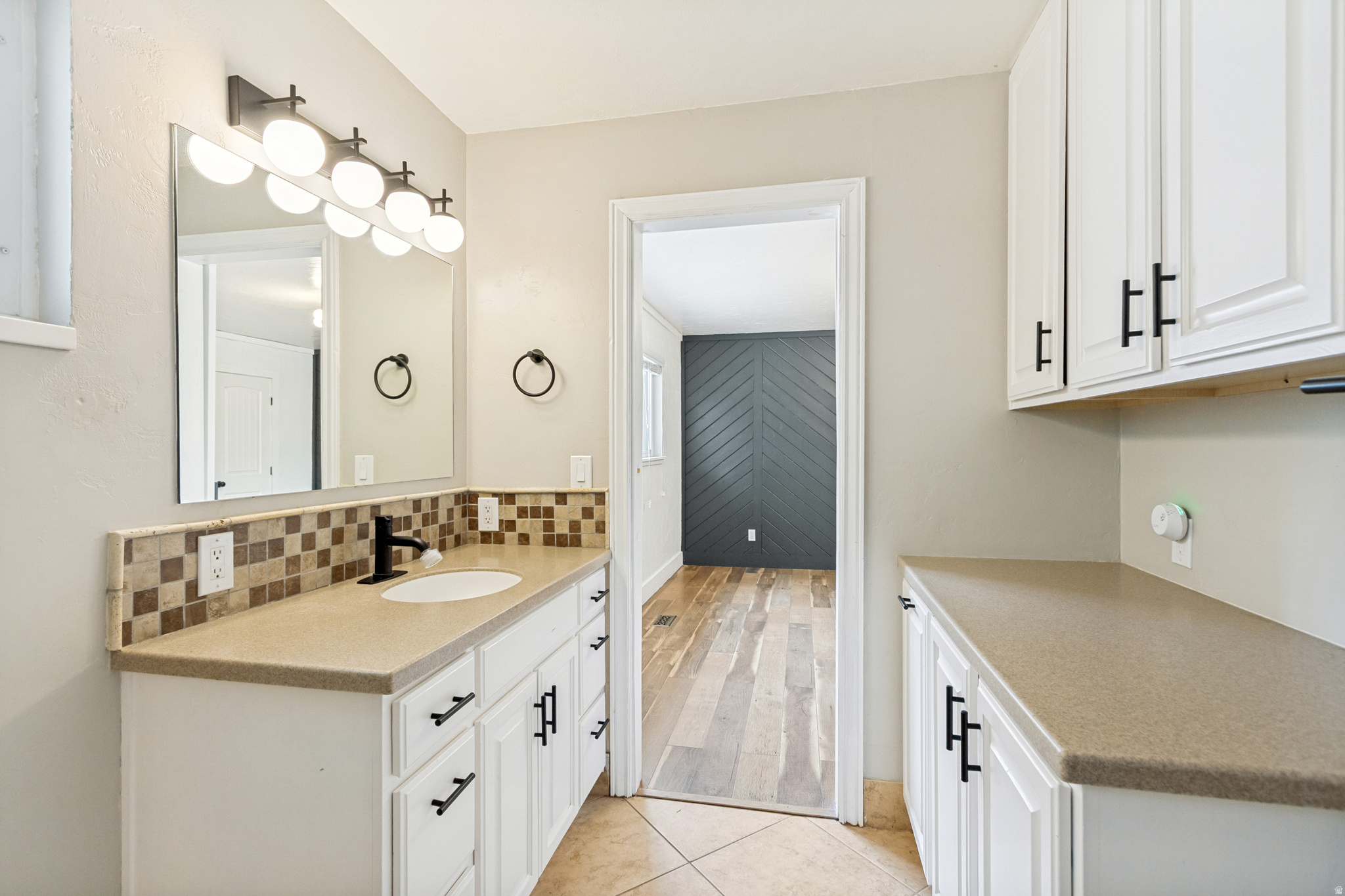 COLONIAL HEIGHTS - Residential