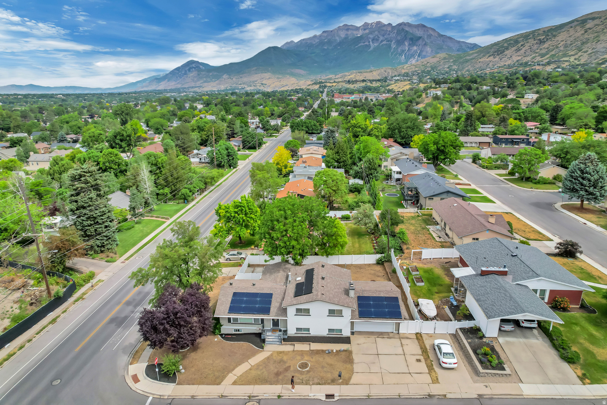 COLONIAL HEIGHTS - Residential