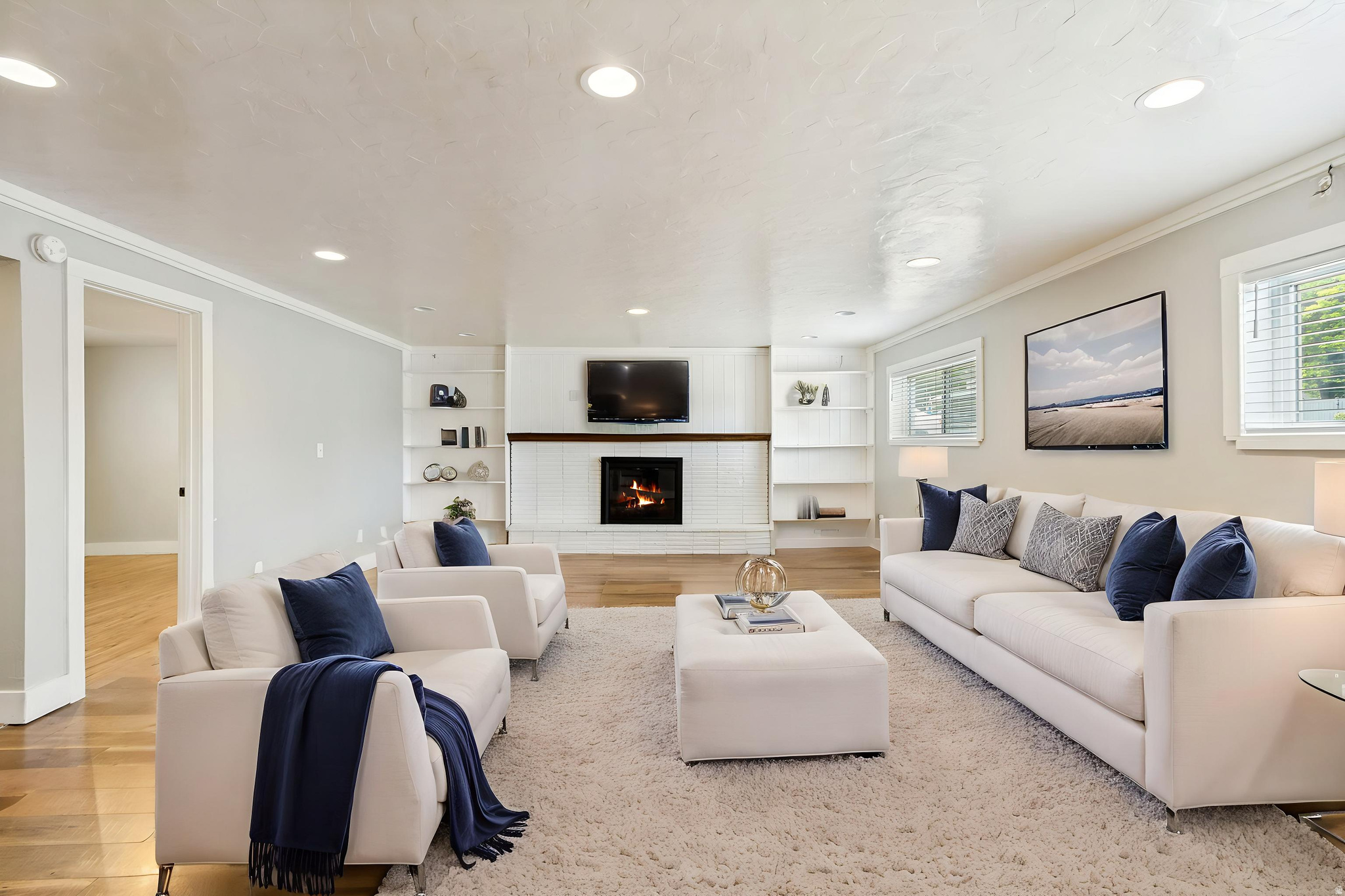 COLONIAL HEIGHTS - Residential