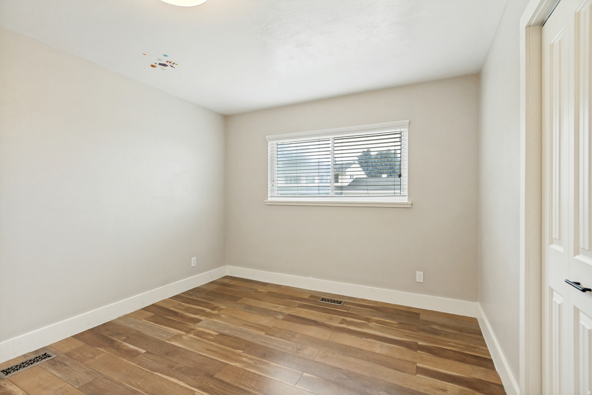 COLONIAL HEIGHTS - Residential
