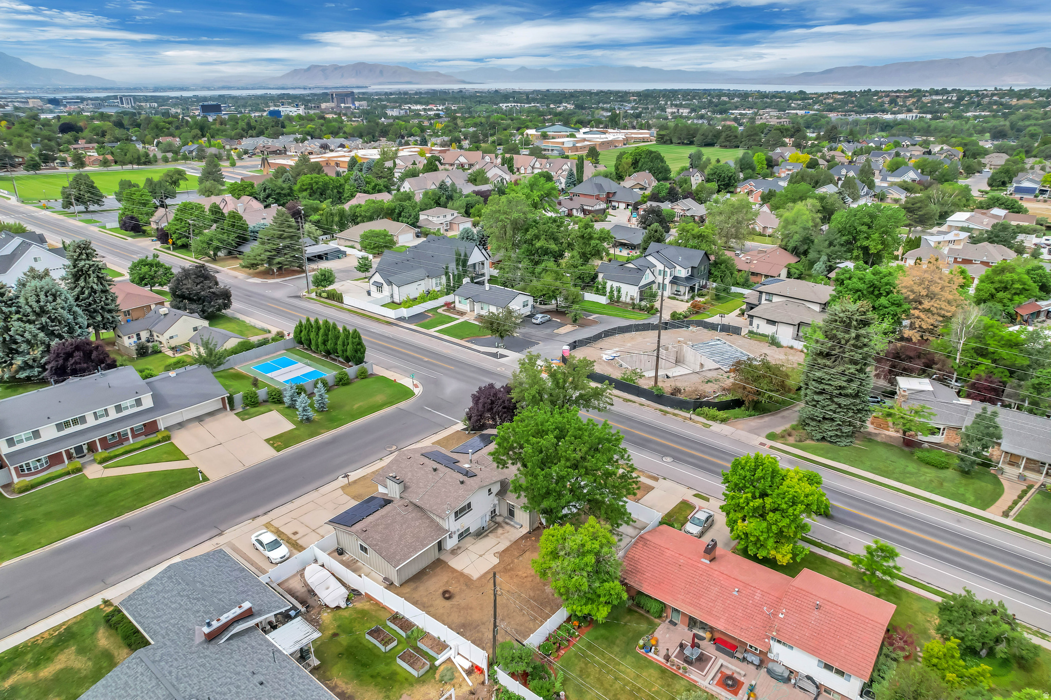 COLONIAL HEIGHTS - Residential