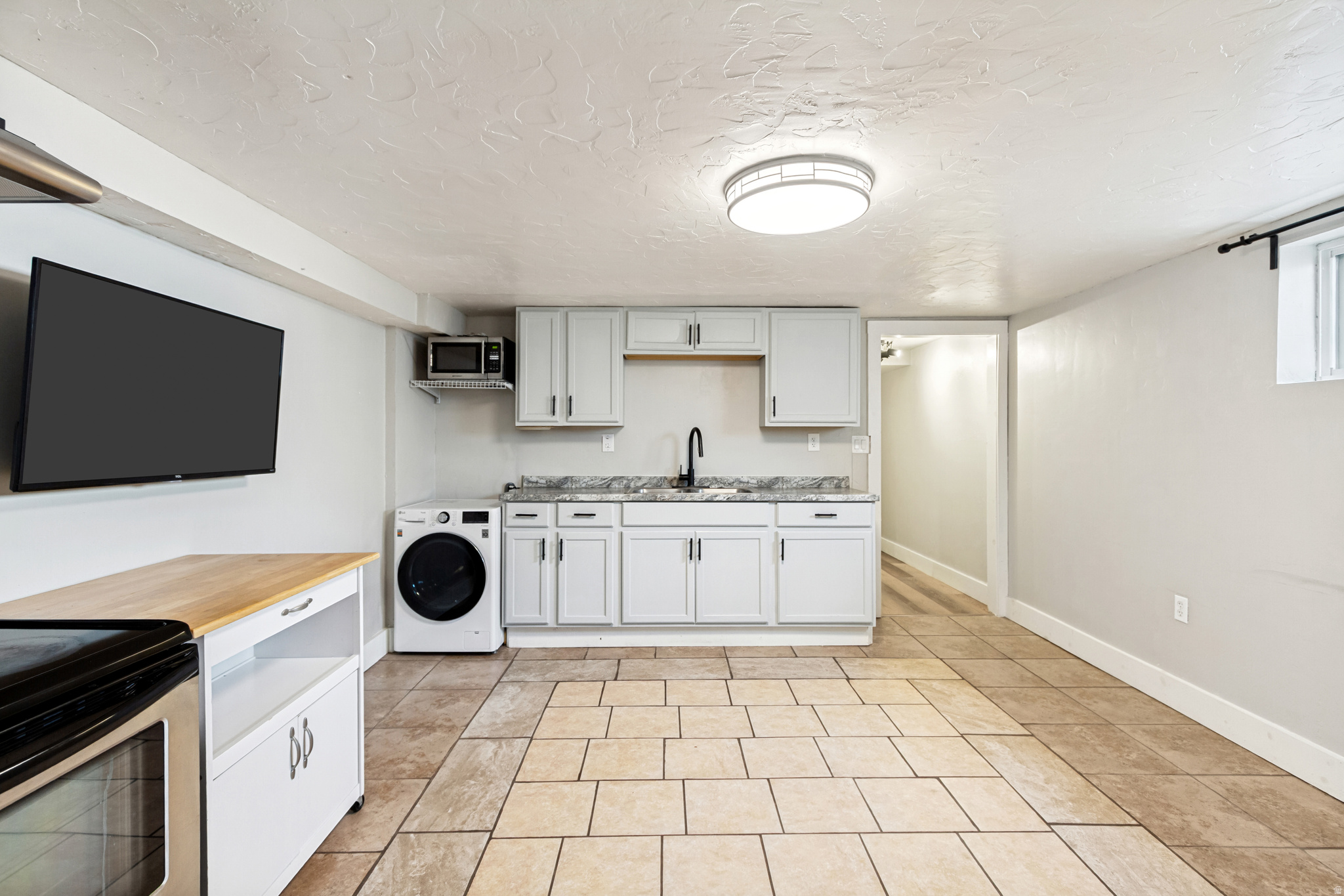 COLONIAL HEIGHTS - Residential