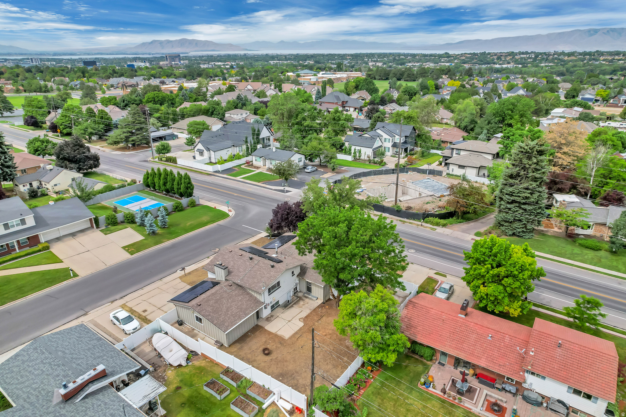 COLONIAL HEIGHTS - Residential