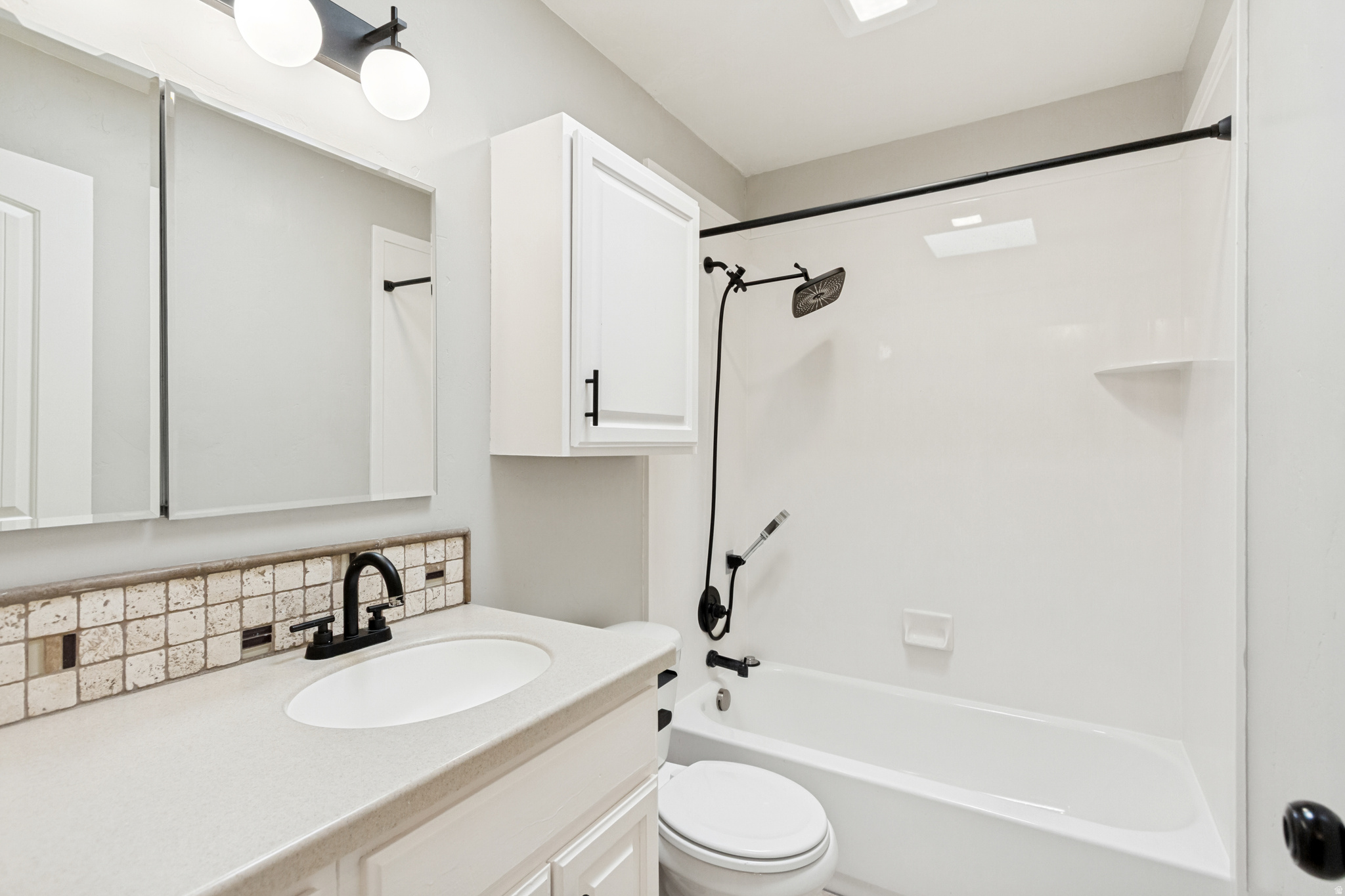 COLONIAL HEIGHTS - Residential