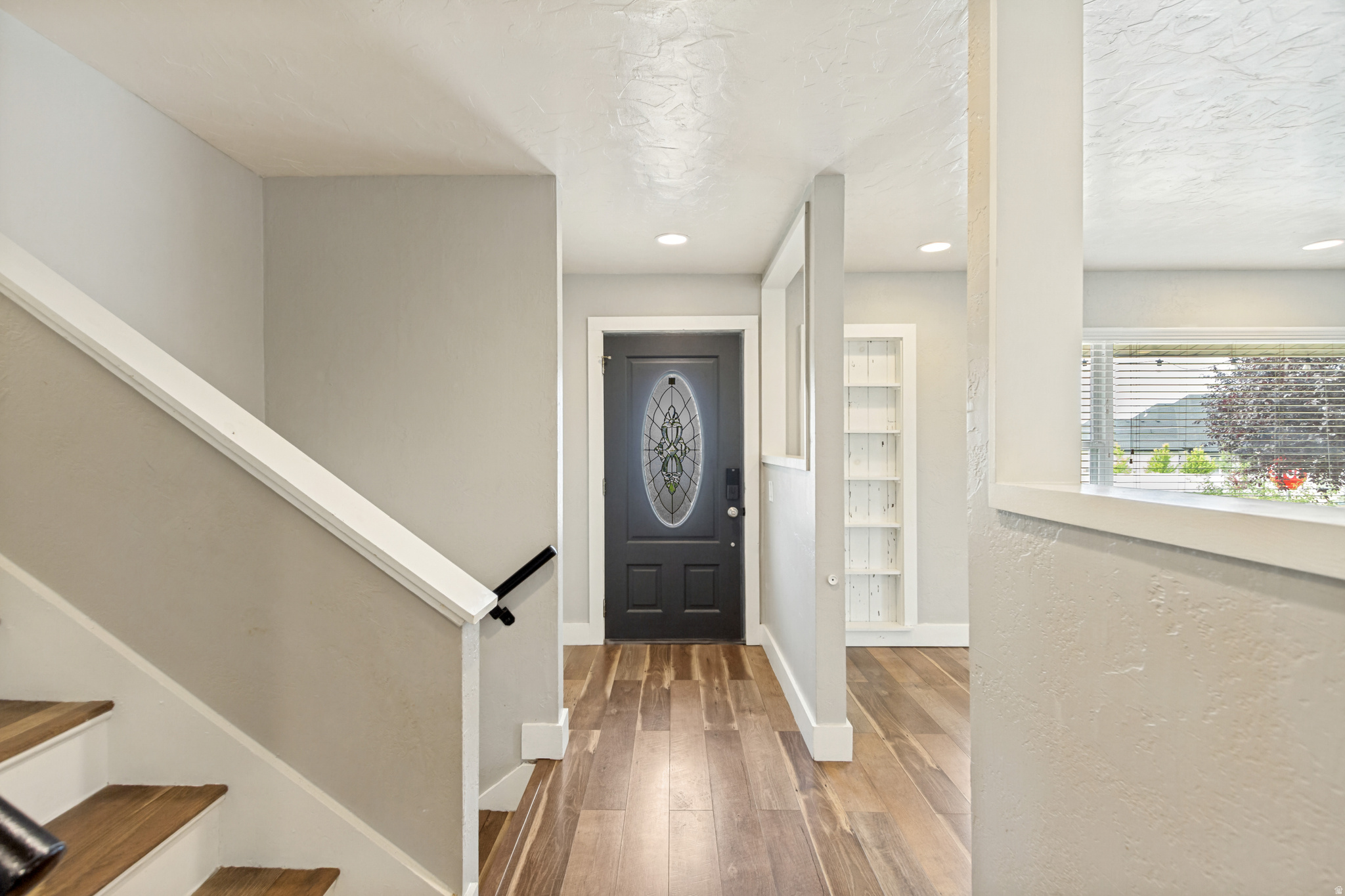 COLONIAL HEIGHTS - Residential