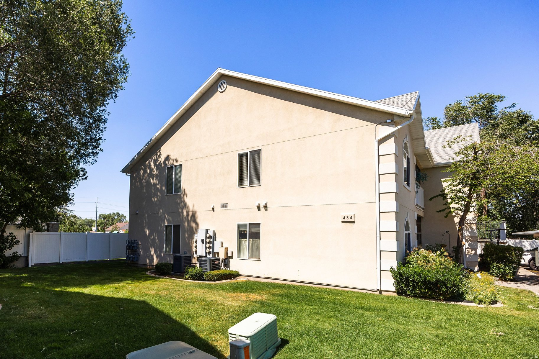 GRANITE POINTE PHASE 3 CONDO - Residential