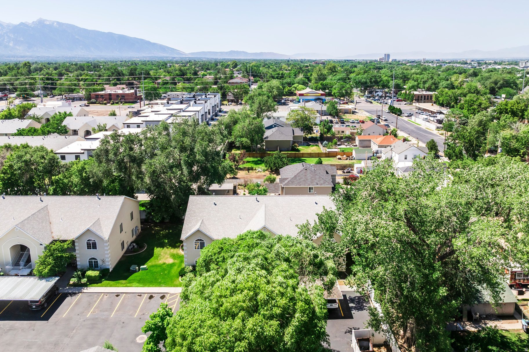 GRANITE POINTE PHASE 3 CONDO - Residential