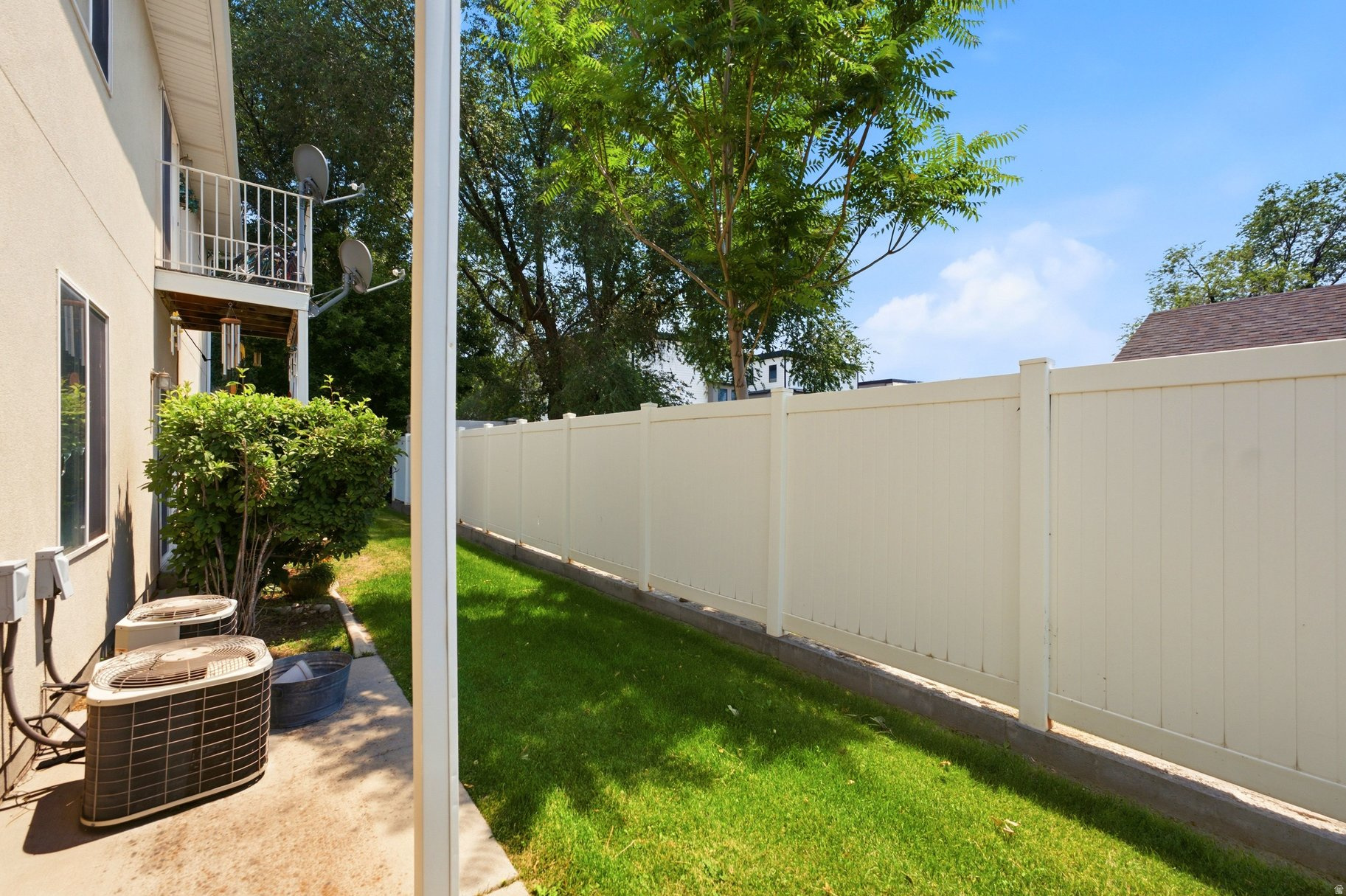 GRANITE POINTE PHASE 3 CONDO - Residential