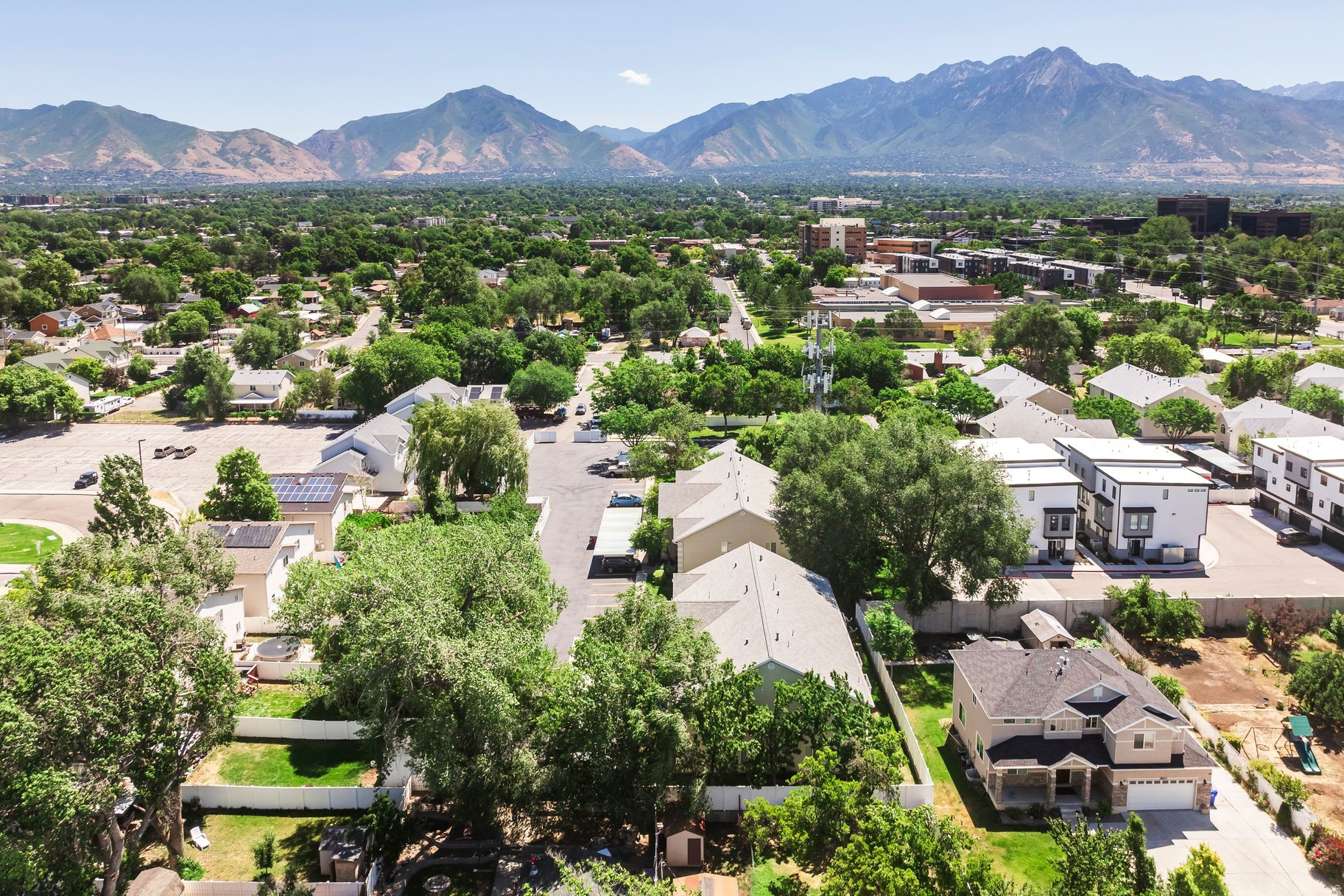 GRANITE POINTE PHASE 3 CONDO - Residential