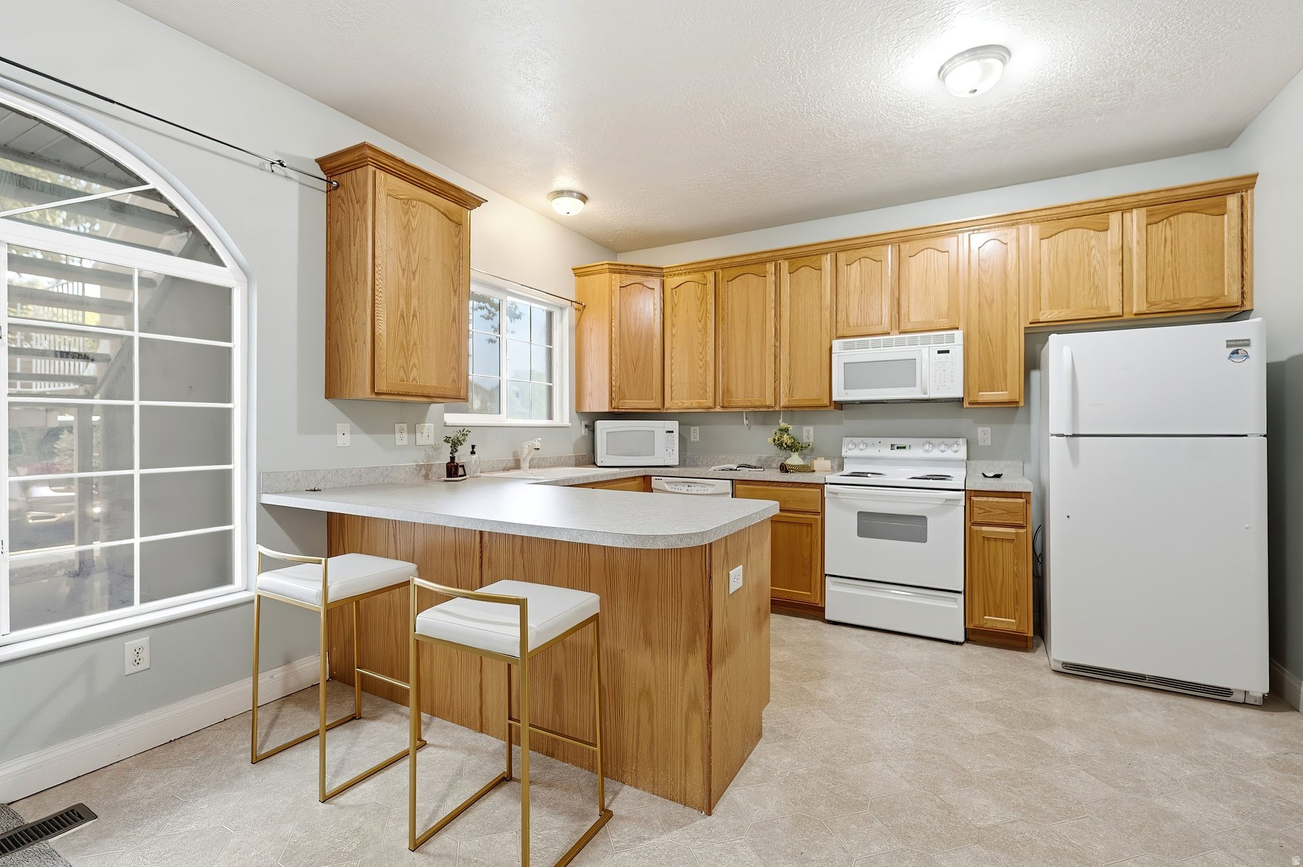 GRANITE POINTE PHASE 3 CONDO - Residential