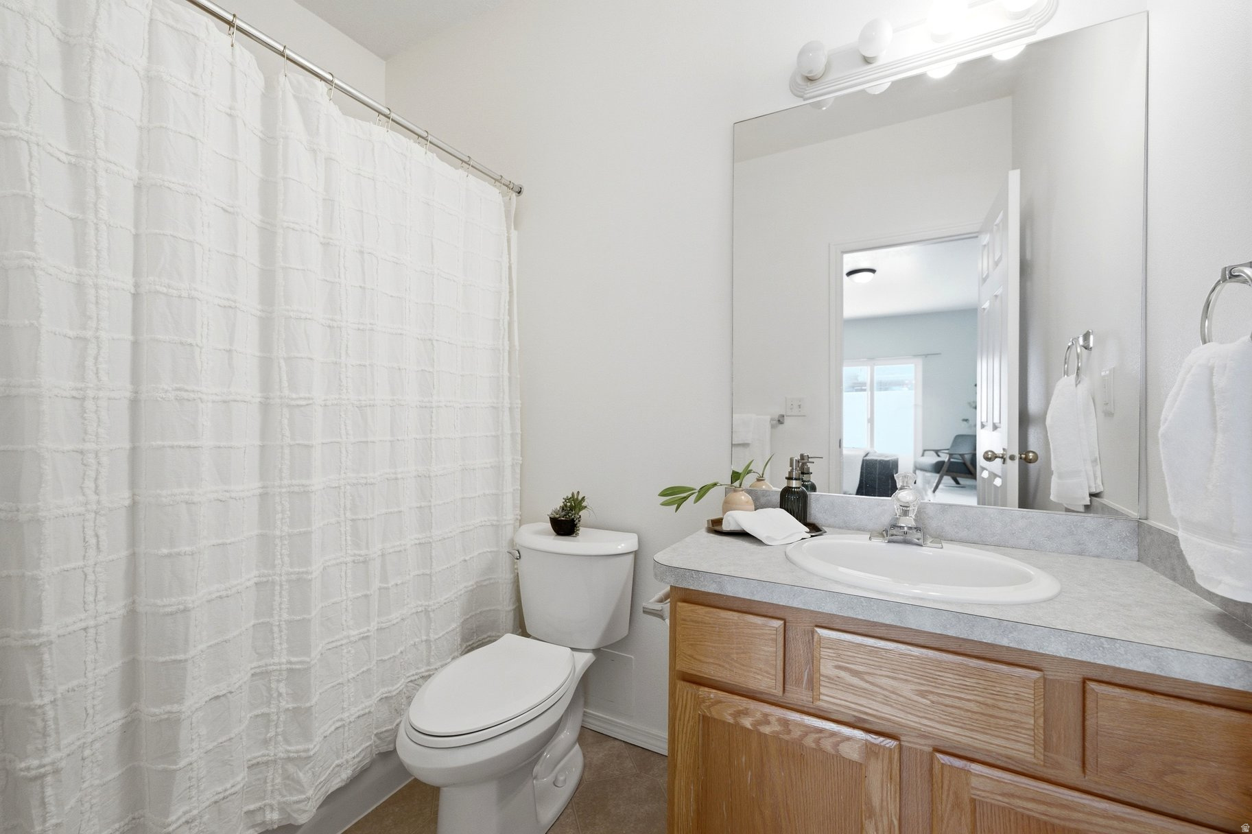GRANITE POINTE PHASE 3 CONDO - Residential