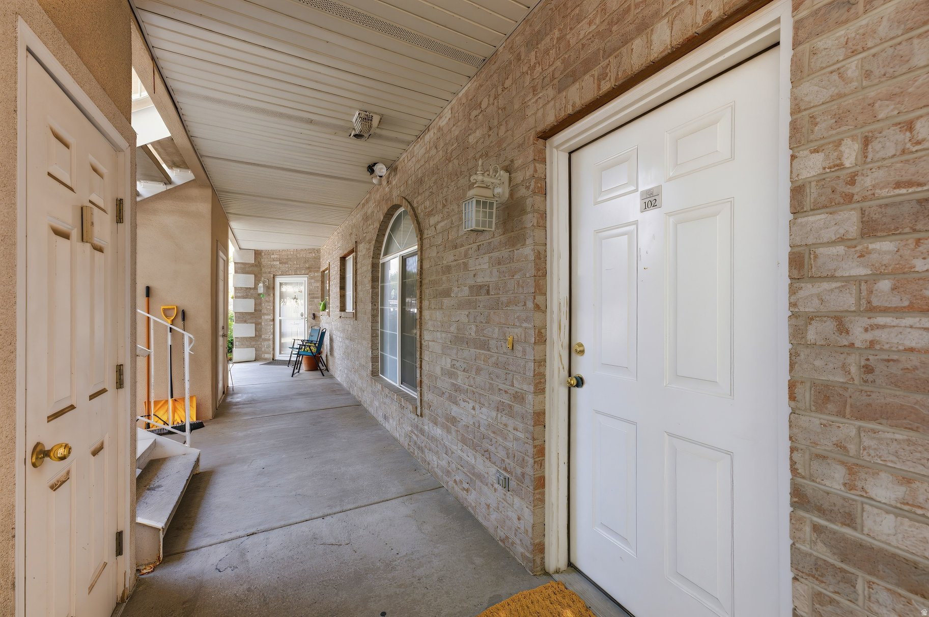 GRANITE POINTE PHASE 3 CONDO - Residential