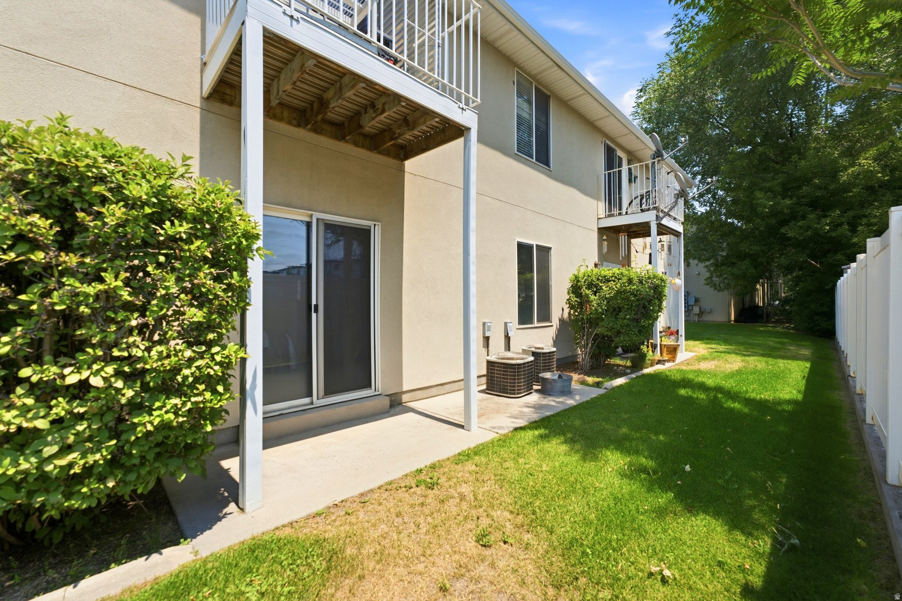 GRANITE POINTE PHASE 3 CONDO - Residential