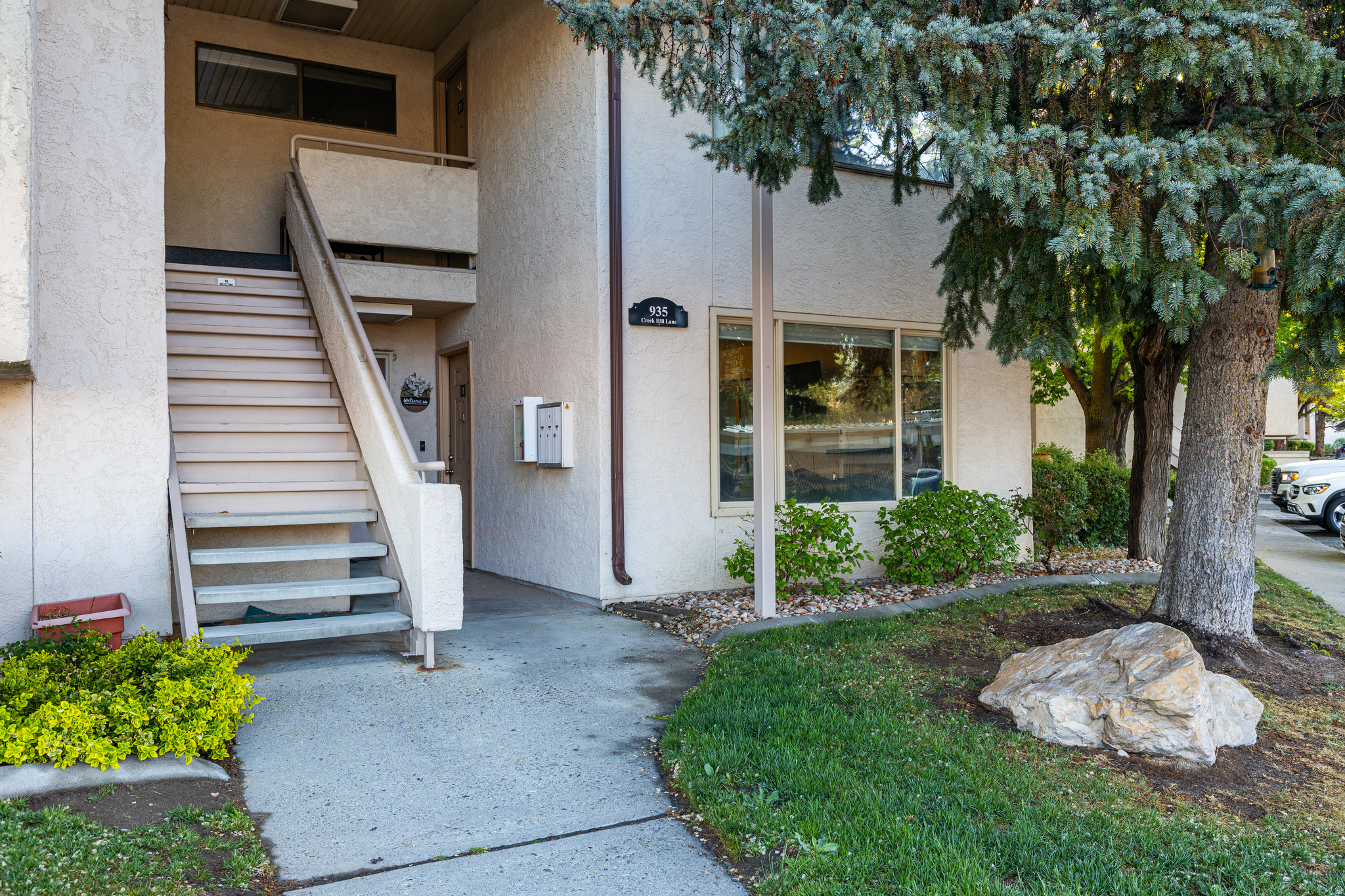 DON'T MISS THIS ONE! SELLER is offering $2,000 in concessions towards the BUYERS first year HOA FESS! The monthly HOA fee of $426 is temporary and is expected to be reduced at the end of 2027. Please call the HOA for details. Welcome to 935 CREEKHILL LANE #11. This Awesome Condo has Two Generous Sized Bedrooms, an Open Concept Kitchen and Family Room, a Covered Patio, an Exterior Storage Closet and a NO STEP ENTRY! HOA Amenities Include a Pool, Hot Tub, Clubhouse, Exercise Room and a Tennis Court. Buyer to Verify All Information.