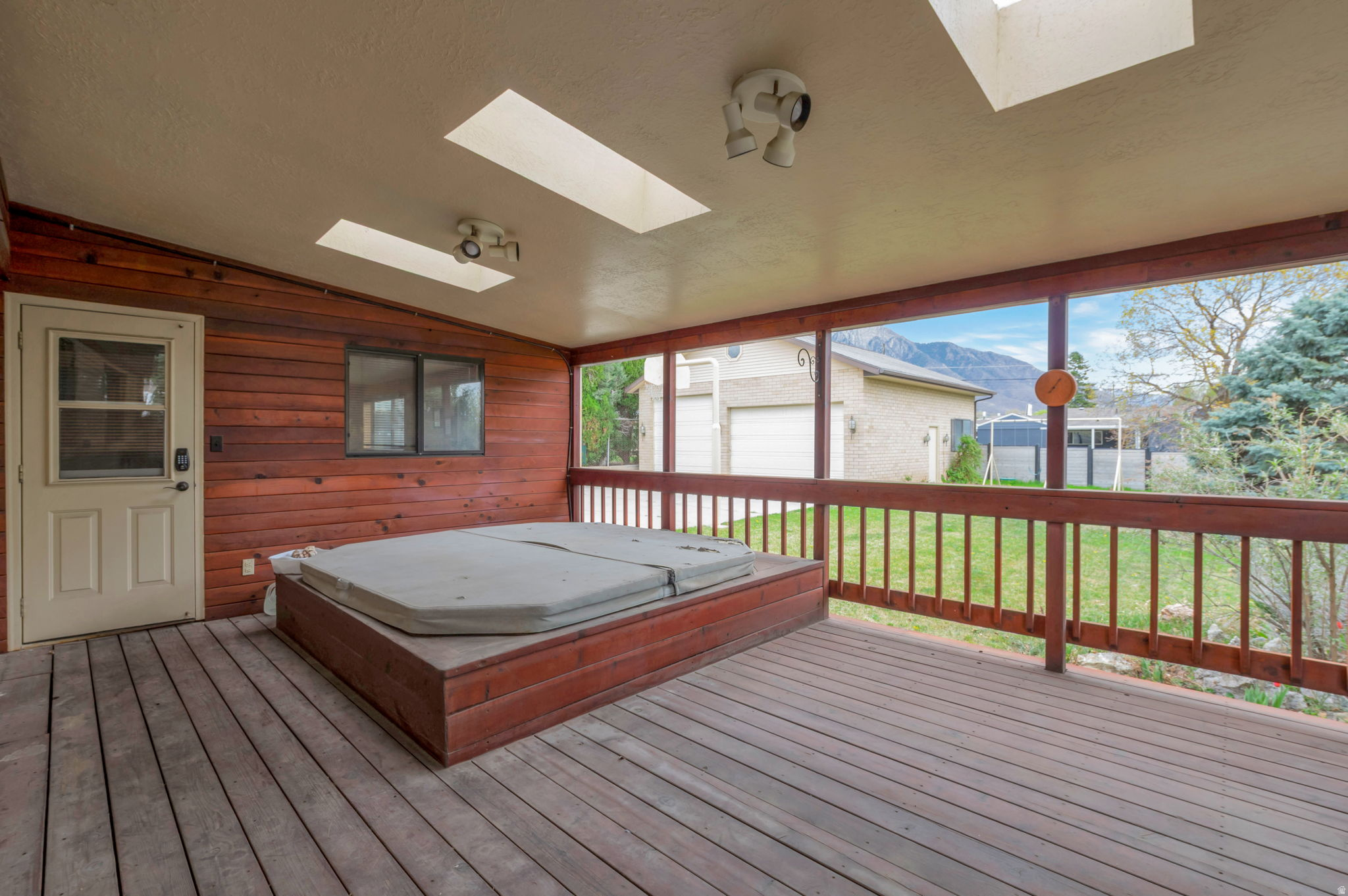 EAST MILLCREEK HEIGHTS - Residential