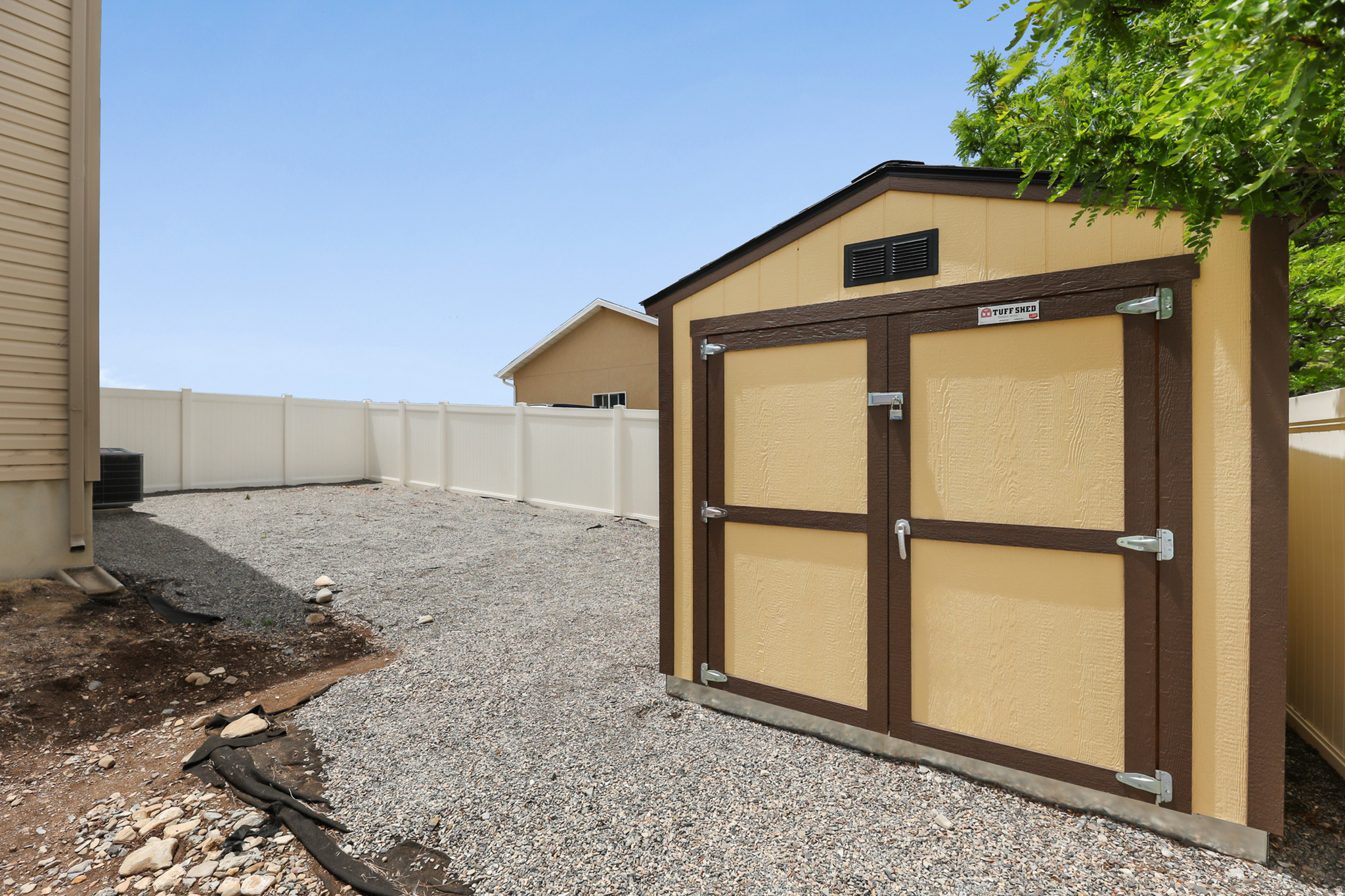 WEST POINT MEADOWS - Residential