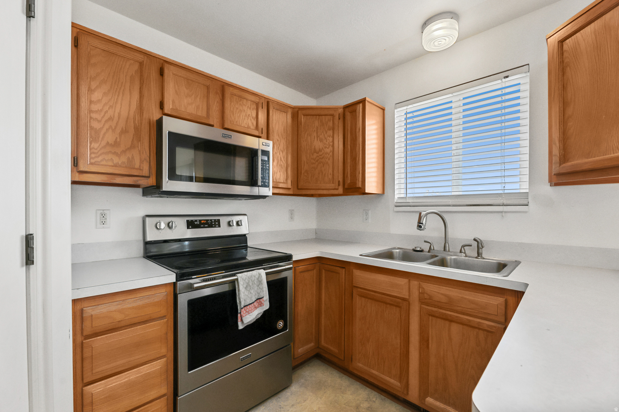 WEST POINT MEADOWS - Residential