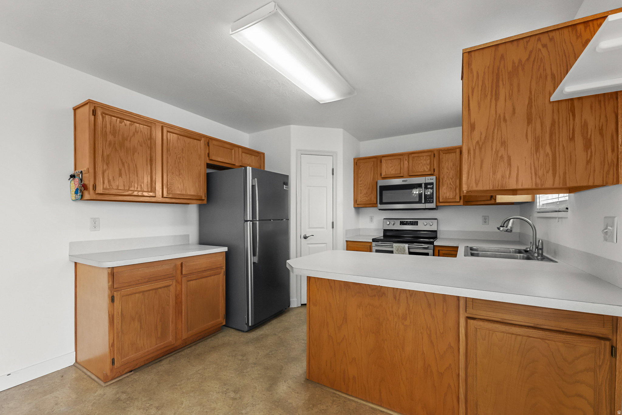 WEST POINT MEADOWS - Residential