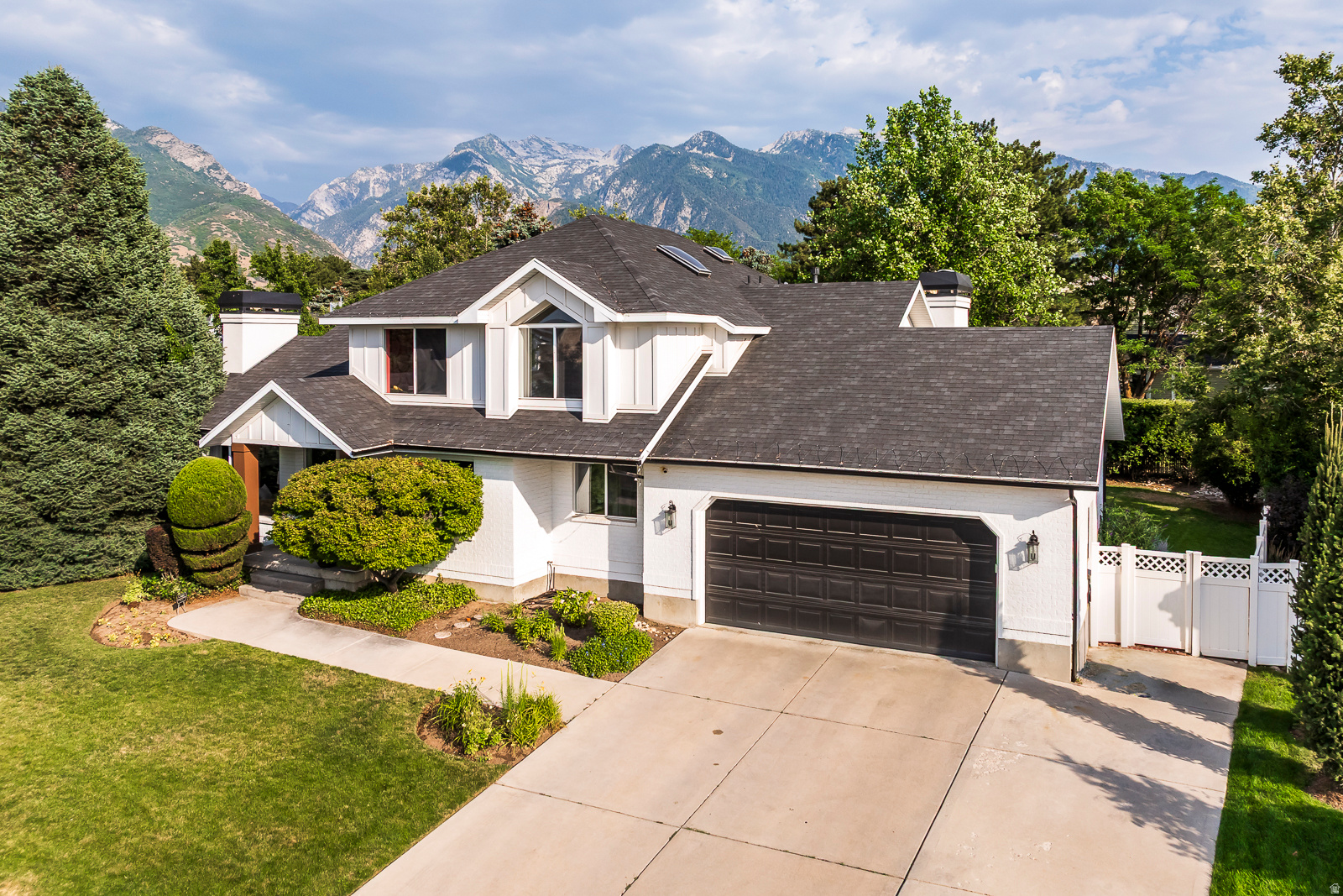 WILLOW CREEK HEIGHTS - Residential