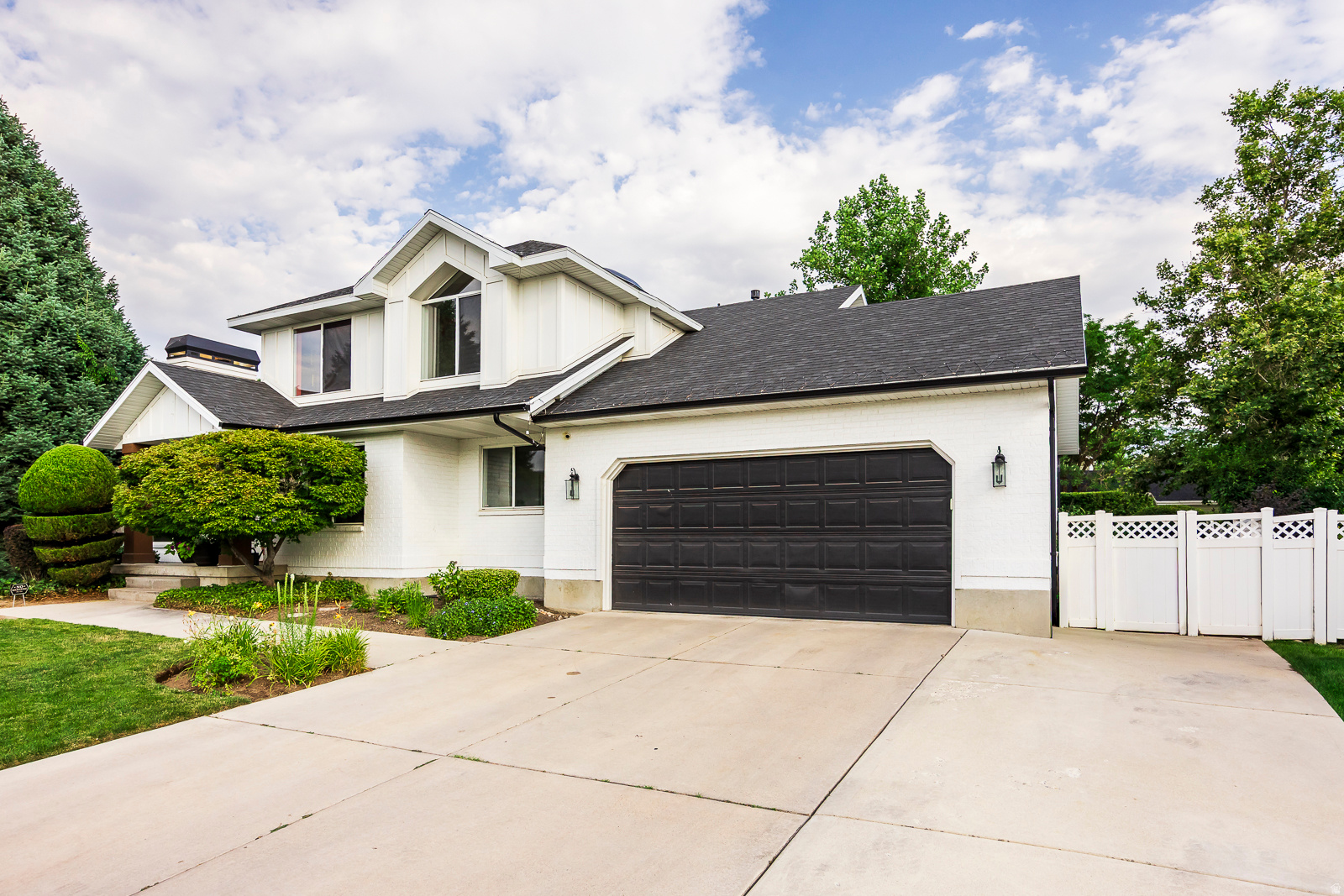 WILLOW CREEK HEIGHTS - Residential