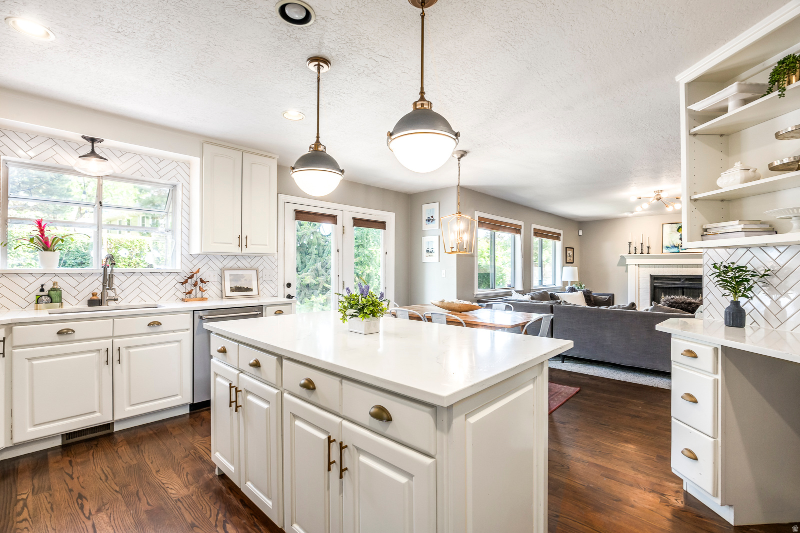 WILLOW CREEK HEIGHTS - Residential
