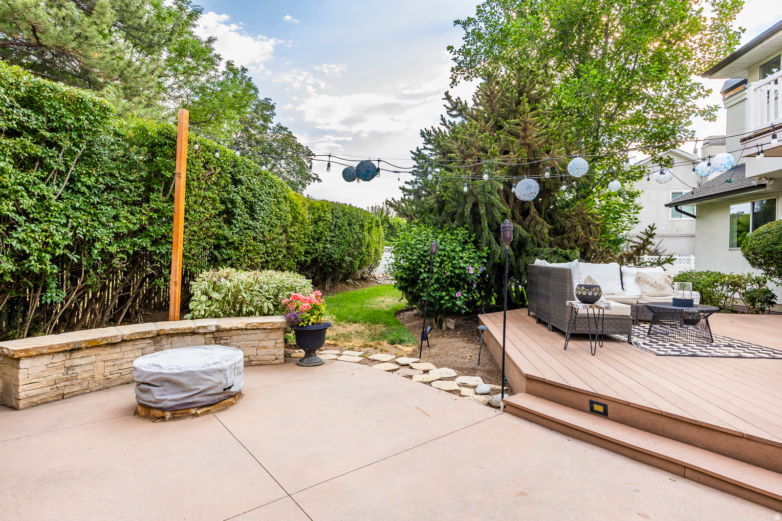 WILLOW CREEK HEIGHTS - Residential