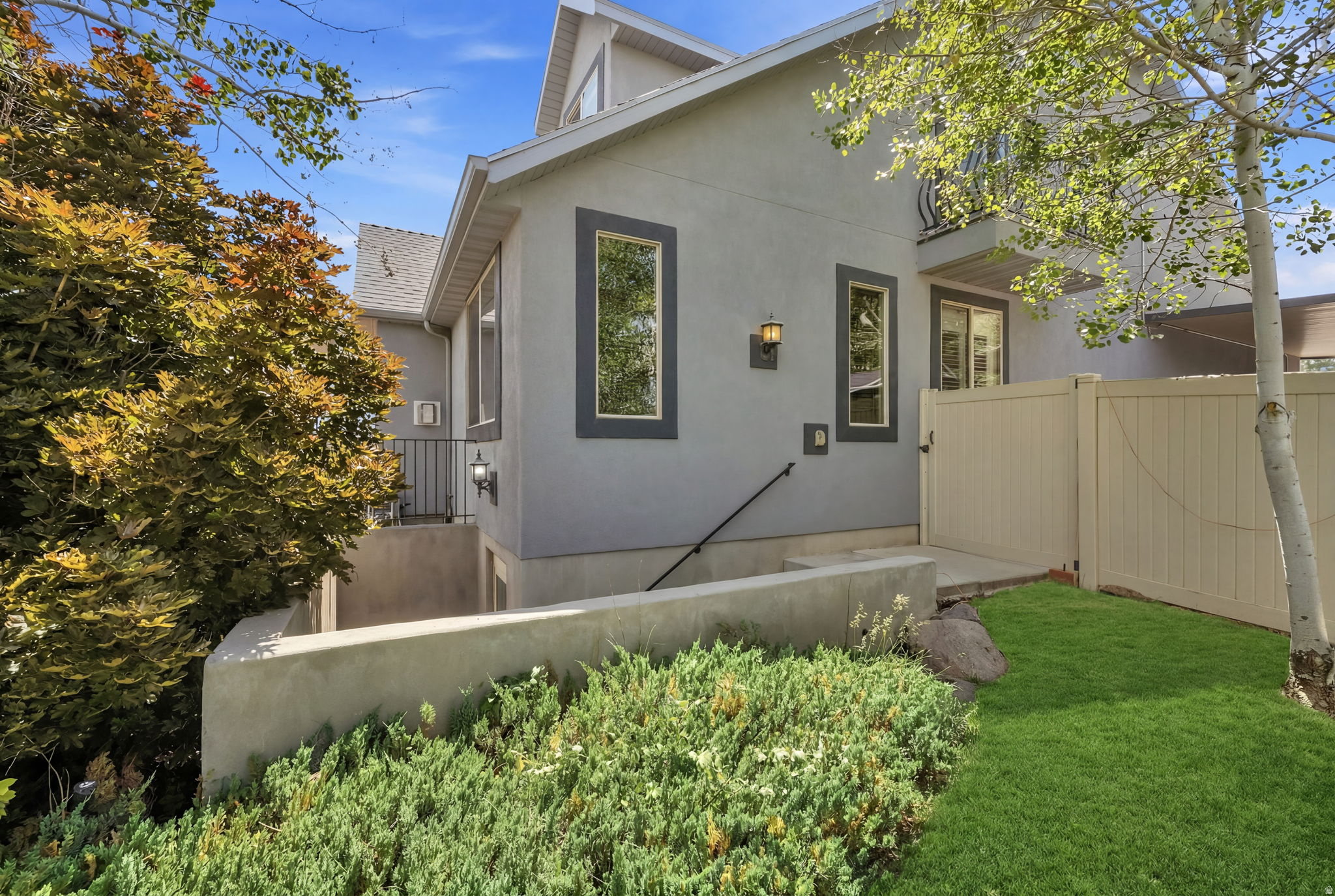 TITHING YARD - Residential