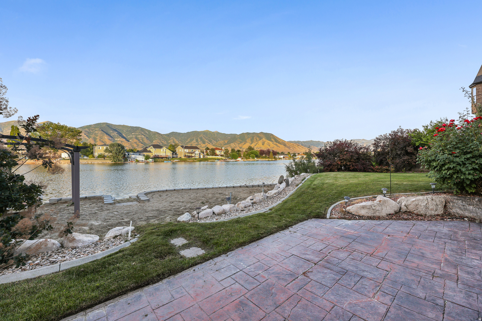 LAKESIDE SUBDIVISION - Residential