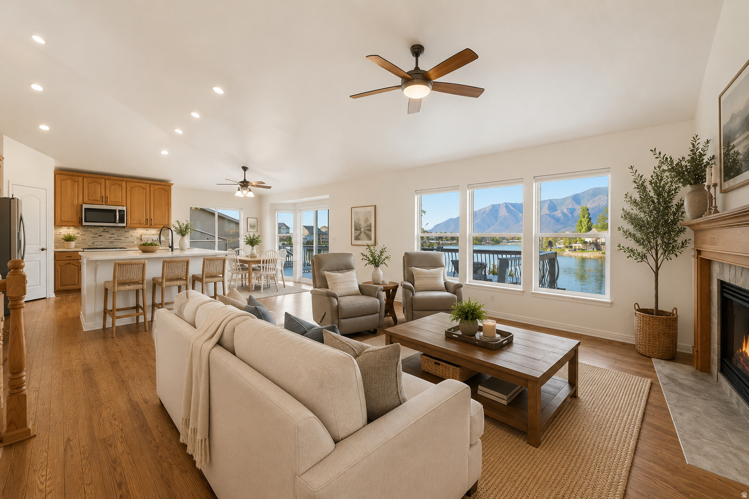 LAKESIDE SUBDIVISION - Residential