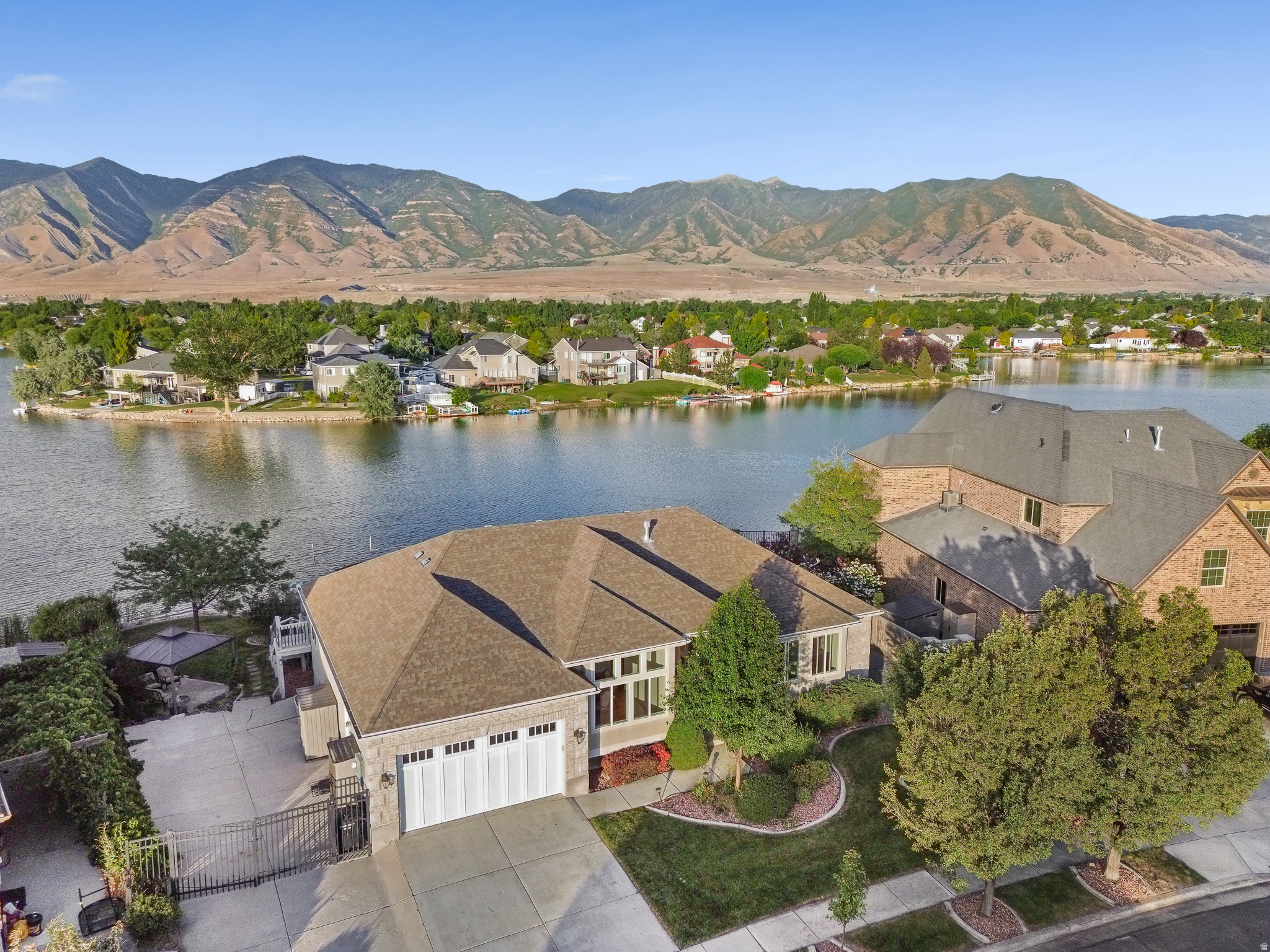 LAKESIDE SUBDIVISION - Residential