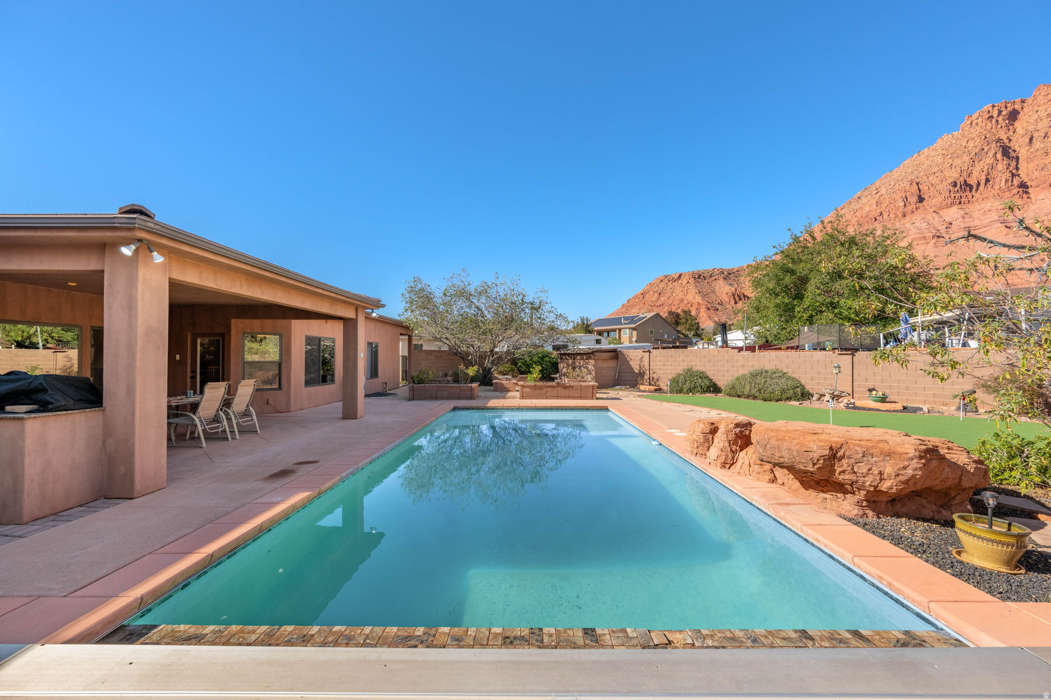 IVINS TOWNSITE - Residential