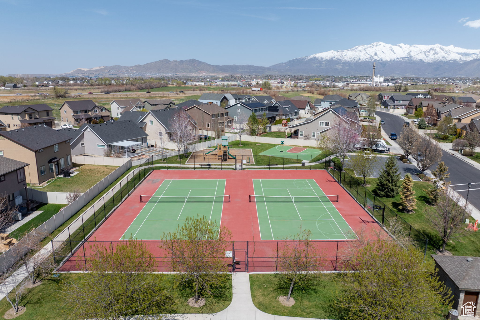 SPRING CREEK RANCH - Residential