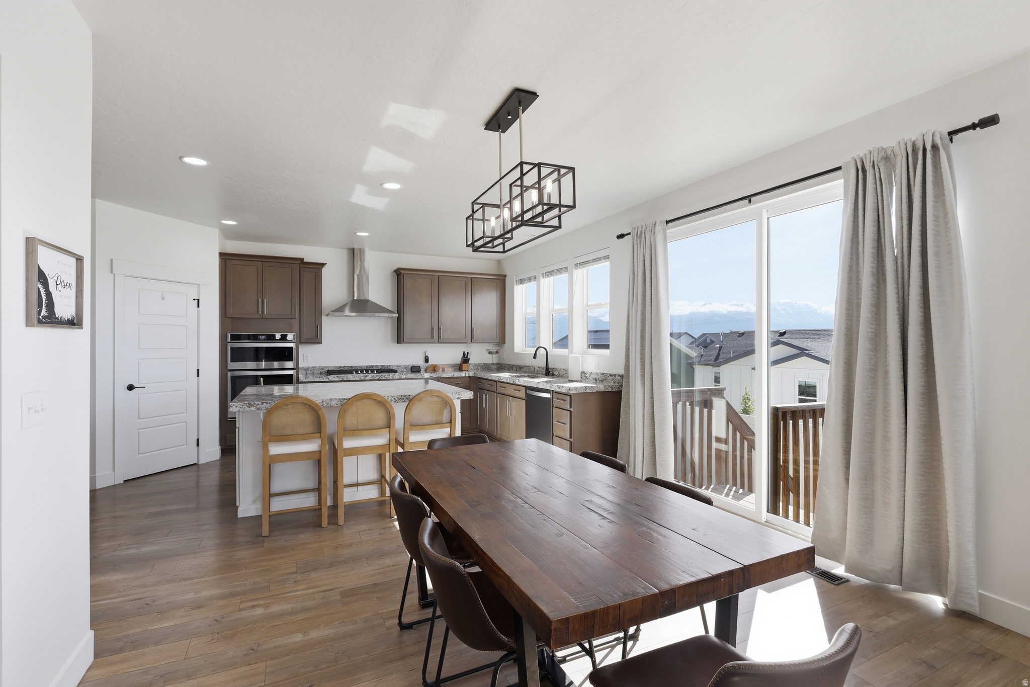 SCENIC MOUNTAIN - Residential