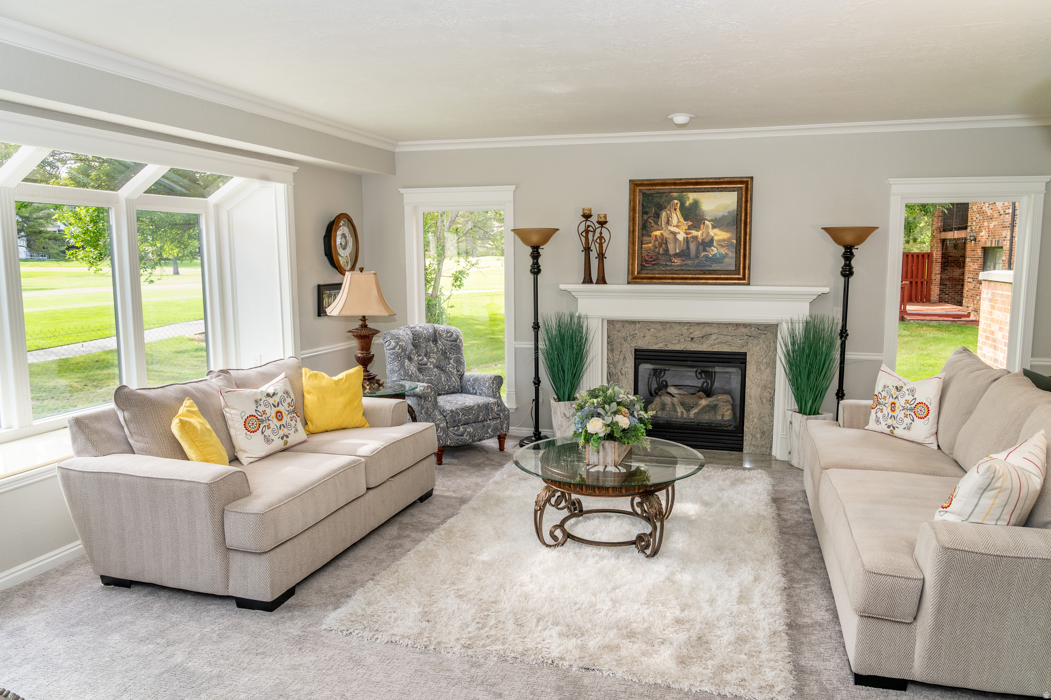 OAKRIDGE VILLAGE CONDOS - Residential