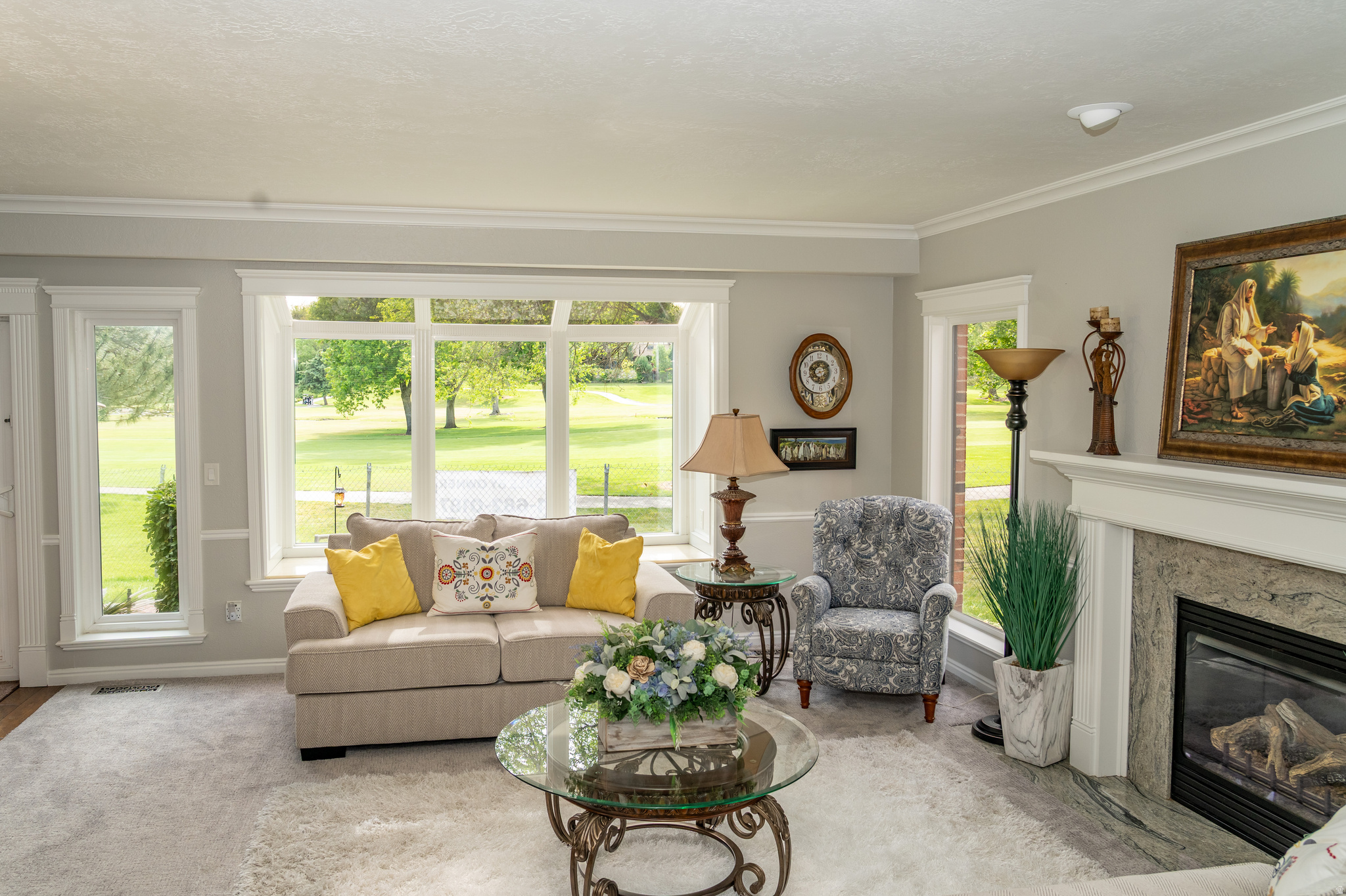 OAKRIDGE VILLAGE CONDOS - Residential