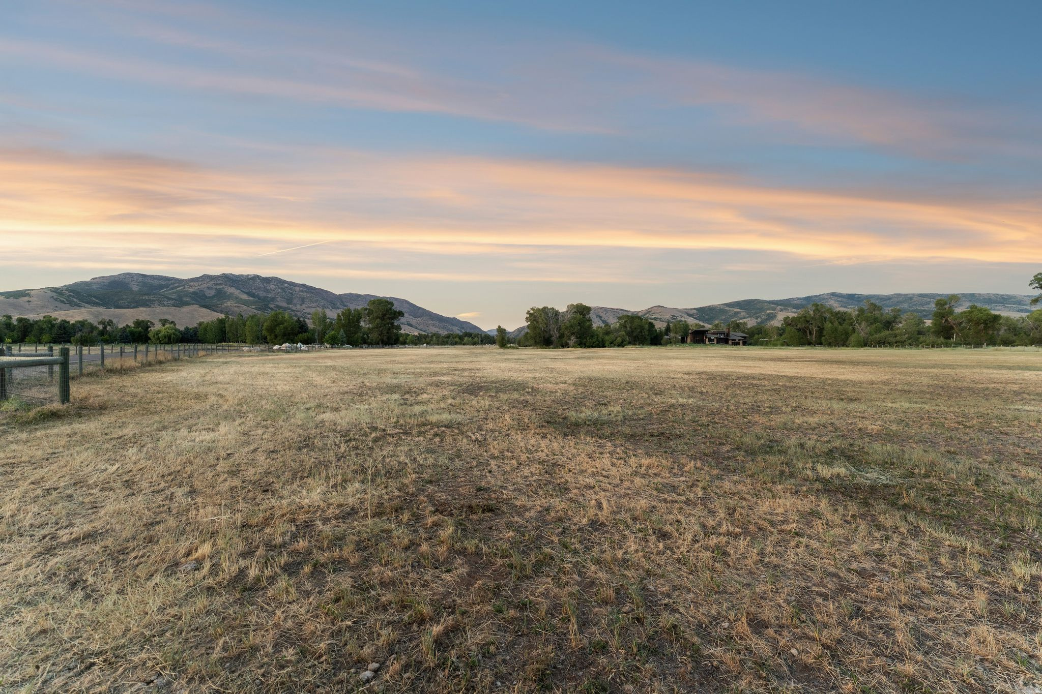 RIVER RANCH ESTATES - Land