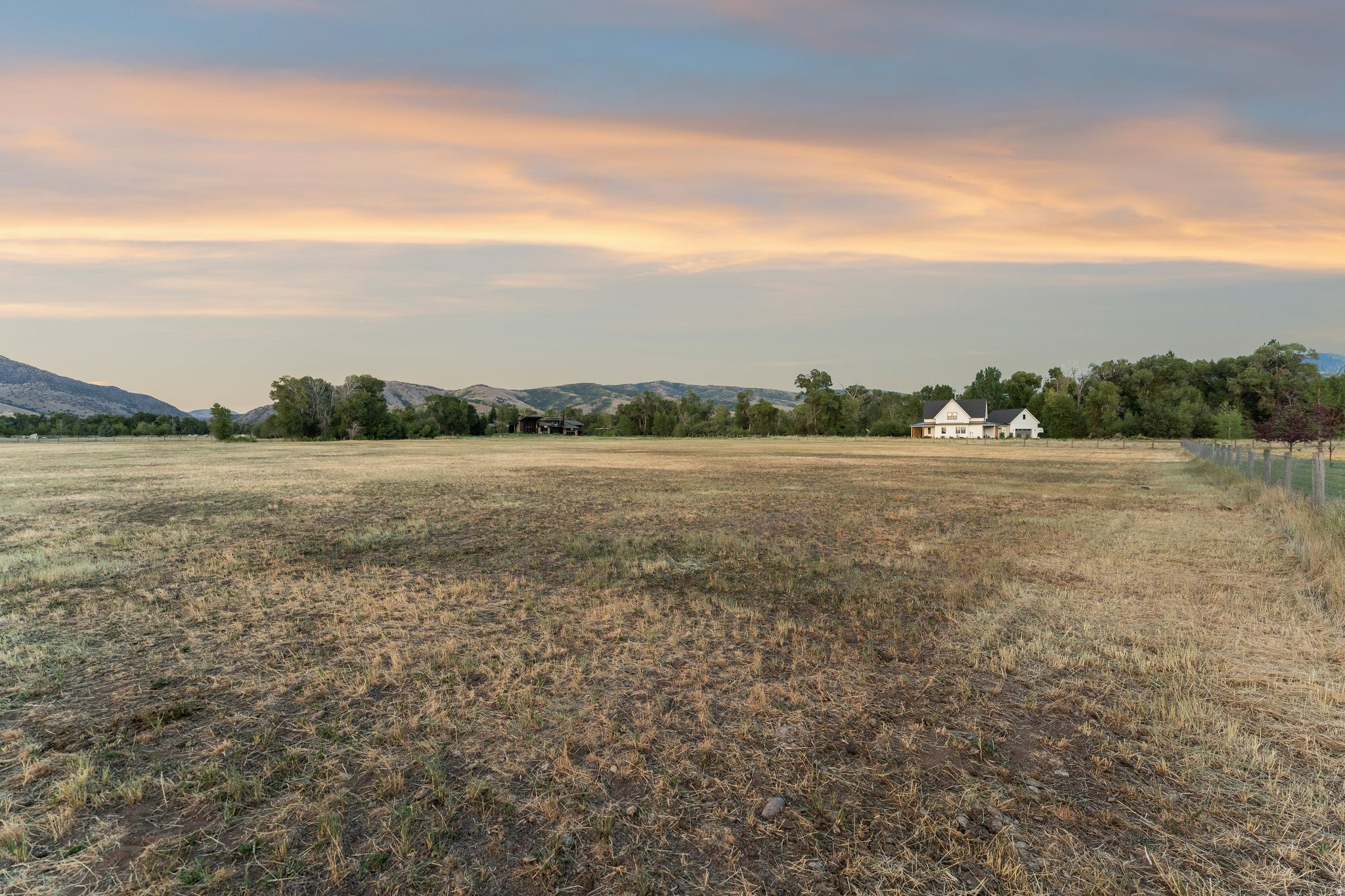 RIVER RANCH ESTATES - Land