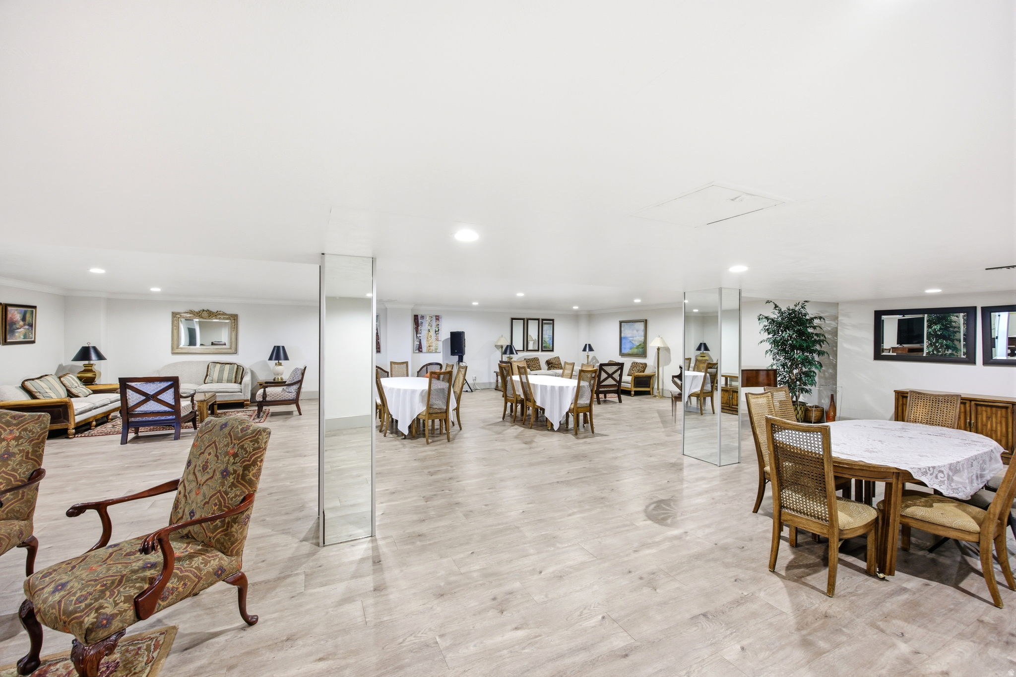 ZION SUMMIT CONDM - Residential