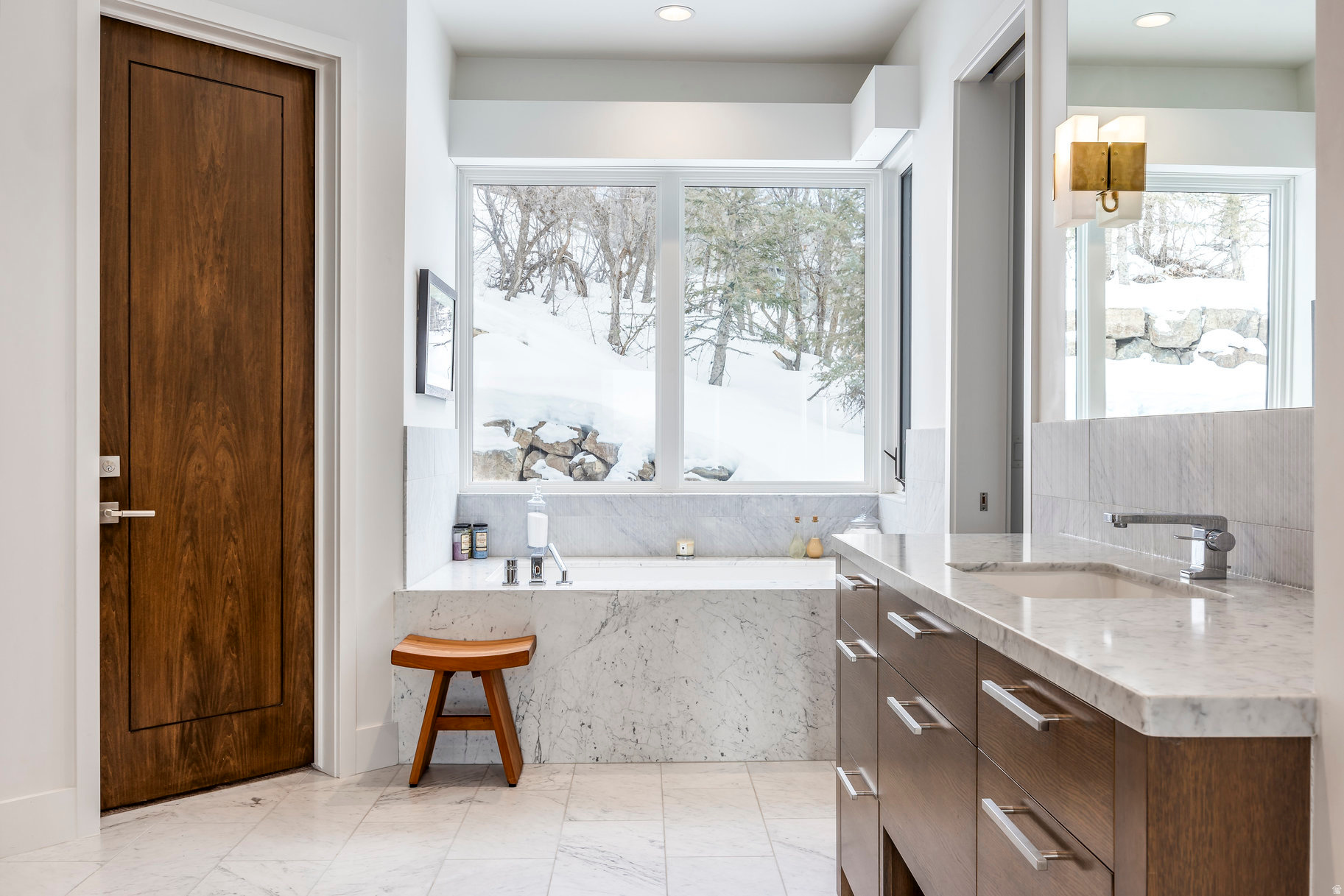 DEER CREST ESTATES - Residential