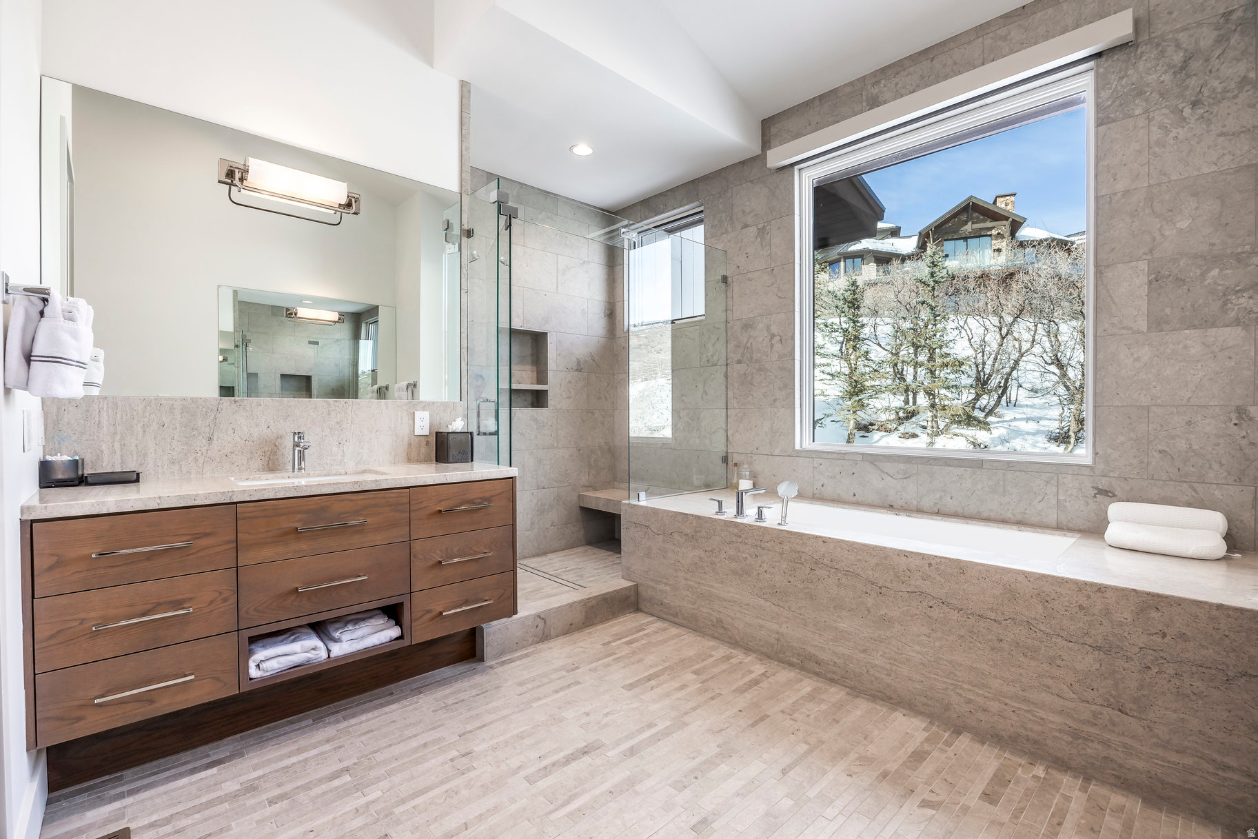 DEER CREST ESTATES - Residential