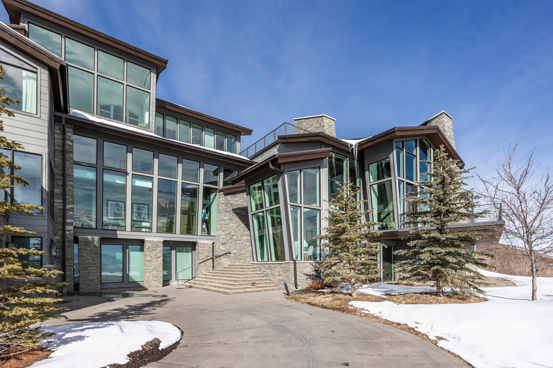 DEER CREST ESTATES - Residential