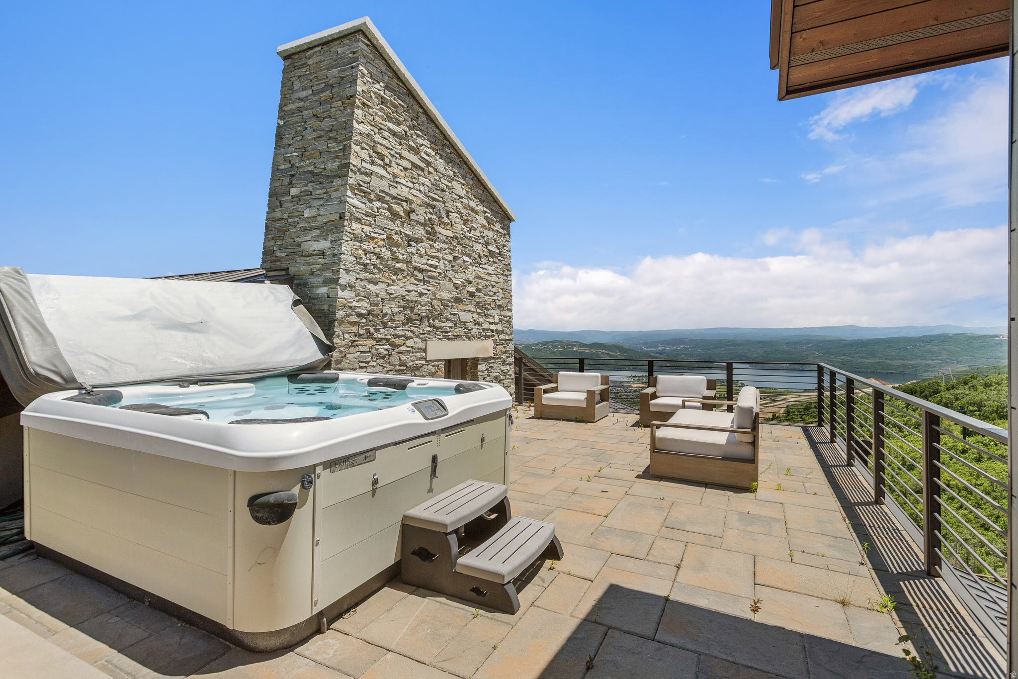DEER CREST ESTATES - Residential