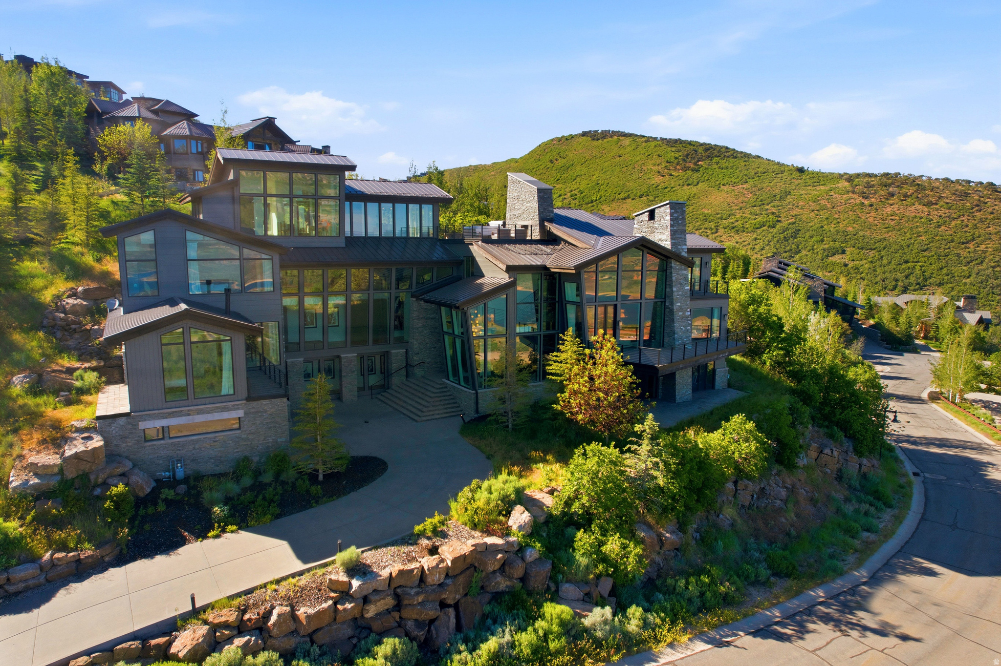 DEER CREST ESTATES - Residential