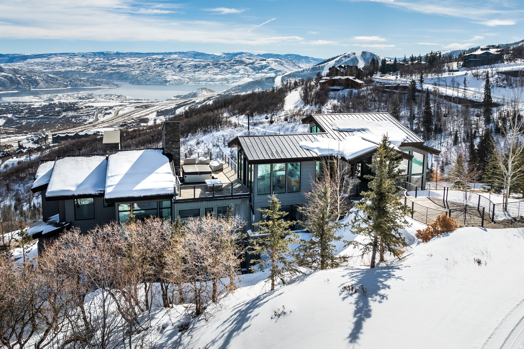 DEER CREST ESTATES - Residential