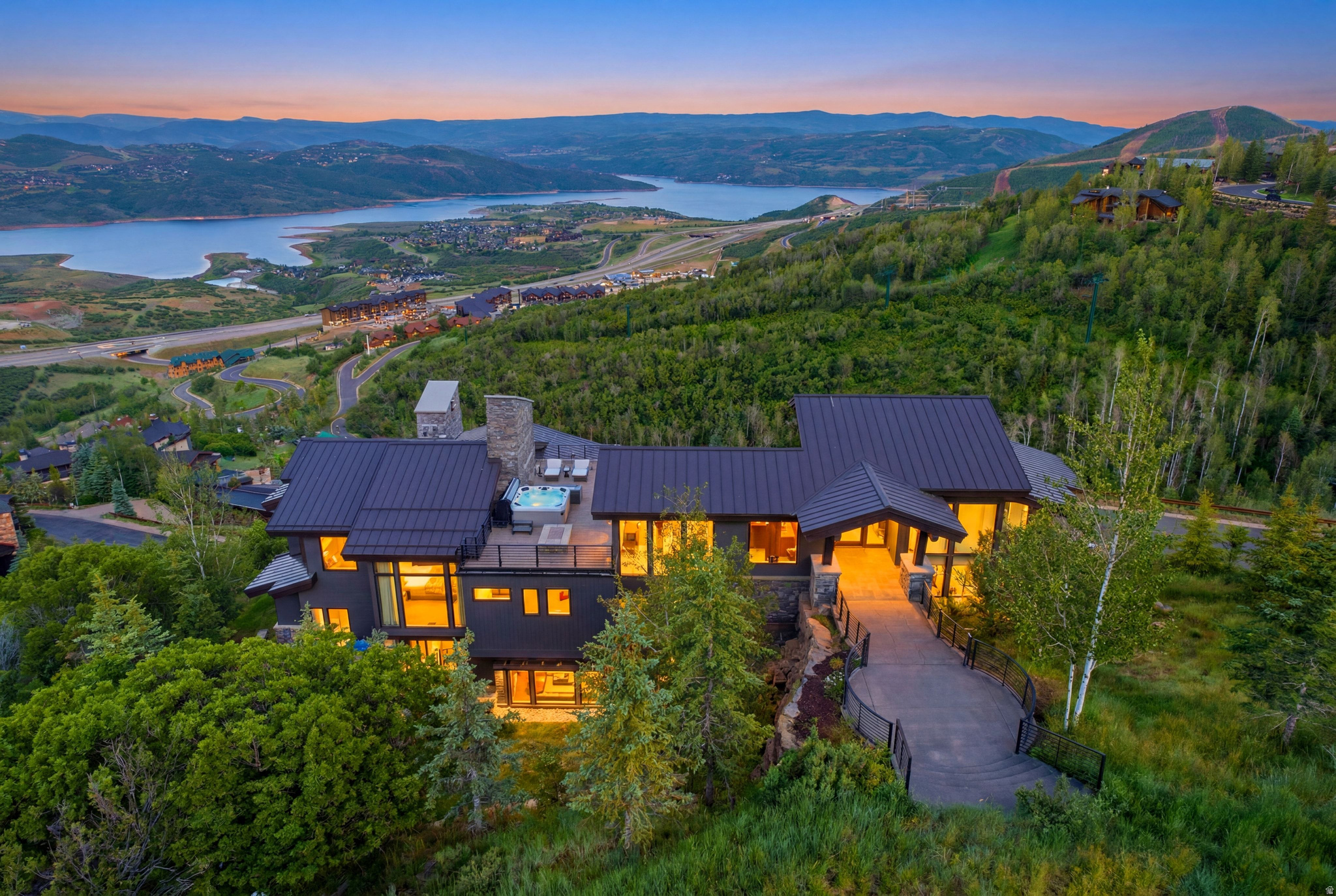 DEER CREST ESTATES - Residential