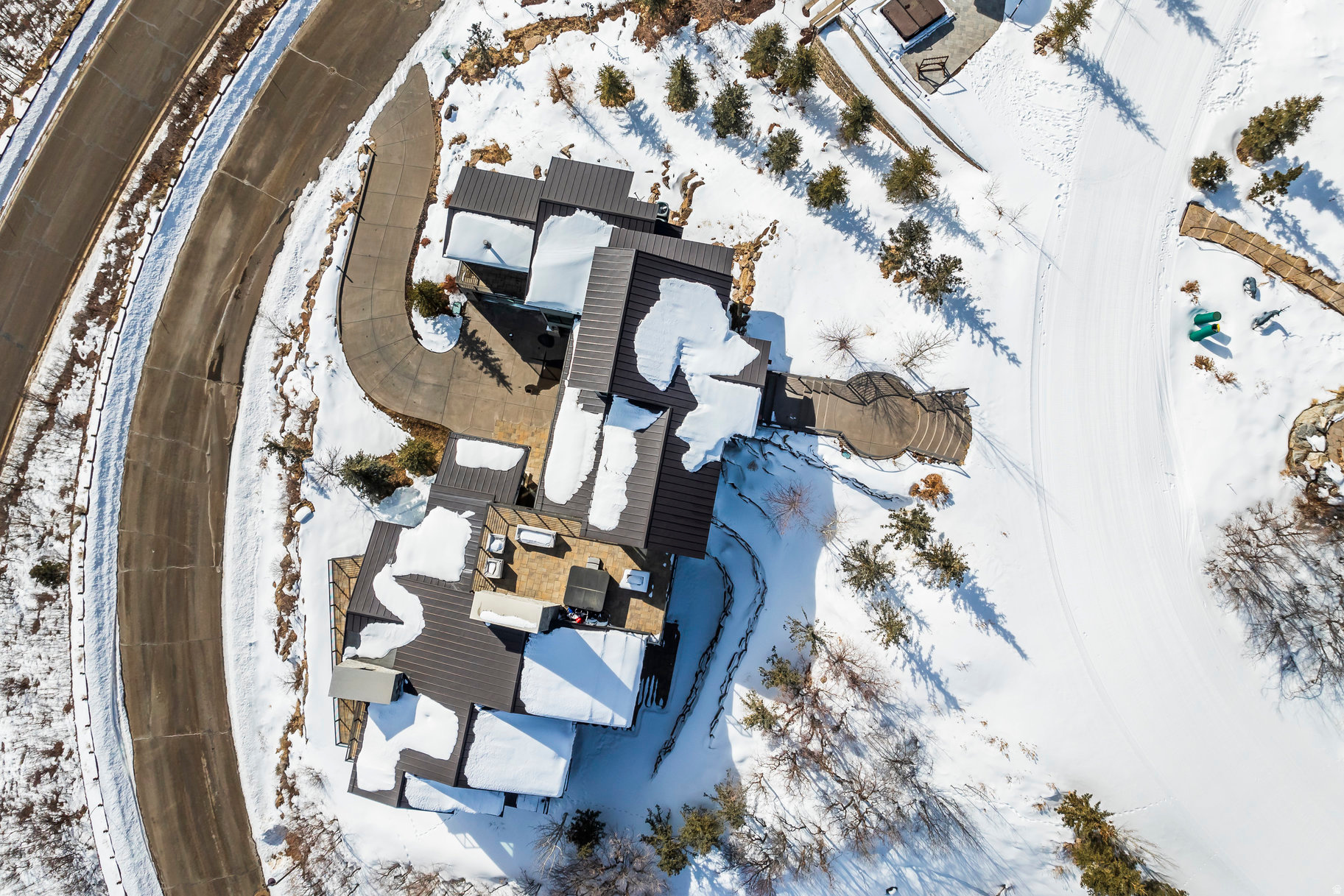 DEER CREST ESTATES - Residential