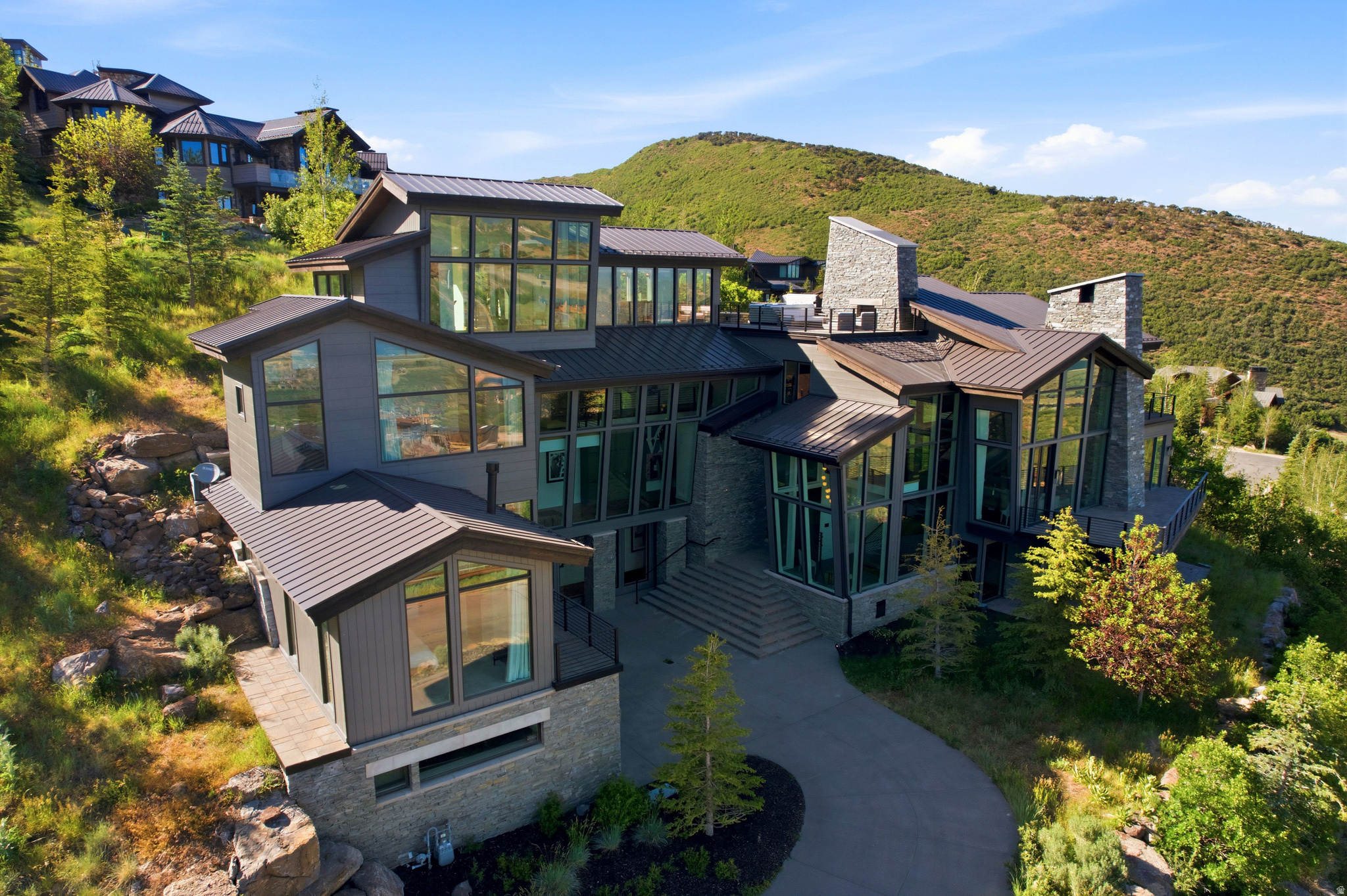 DEER CREST ESTATES - Residential