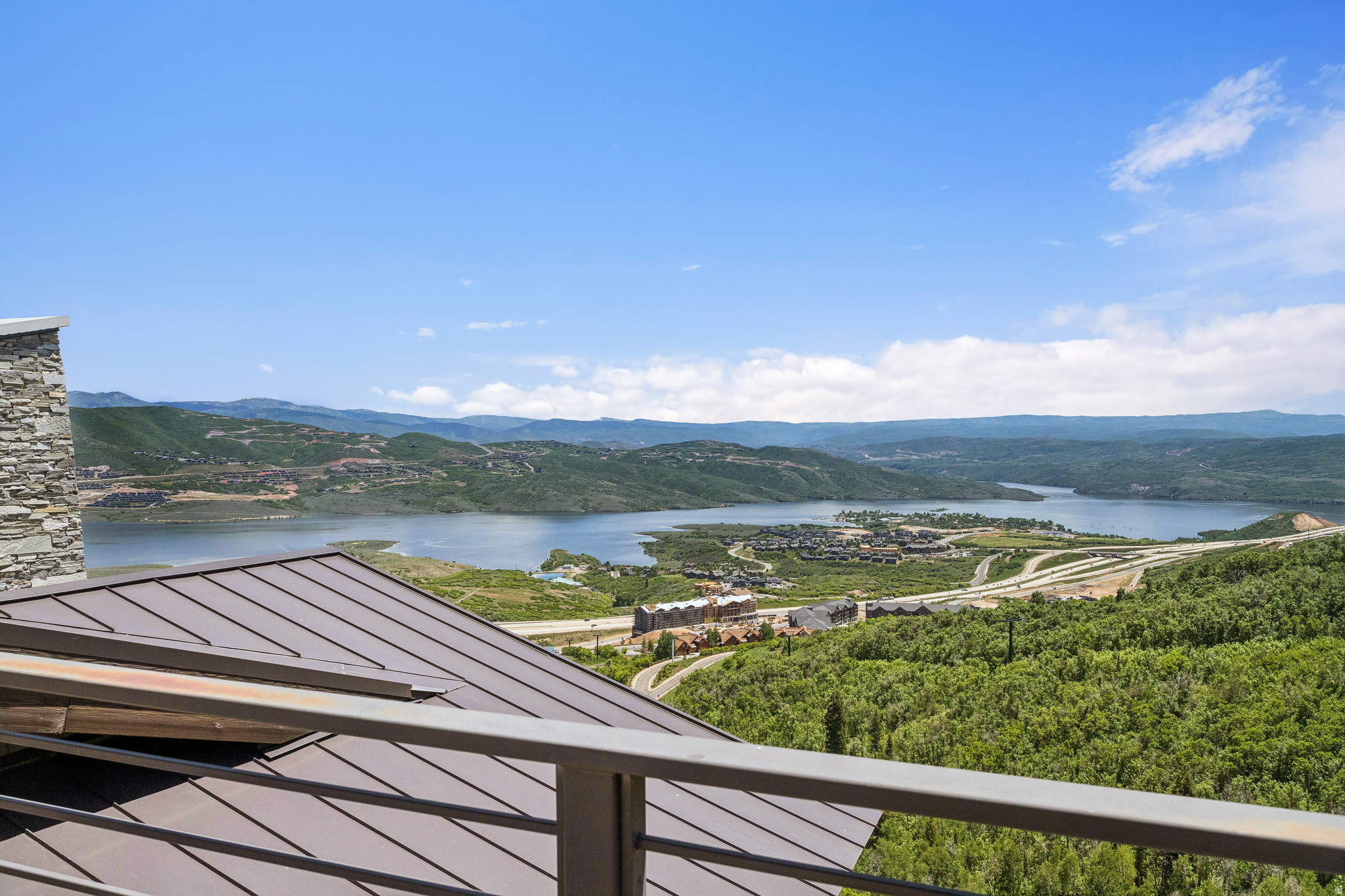 DEER CREST ESTATES - Residential